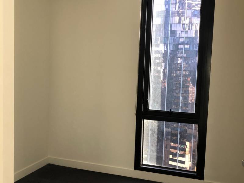 2409/398 Elizabeth Street, MELBOURNE