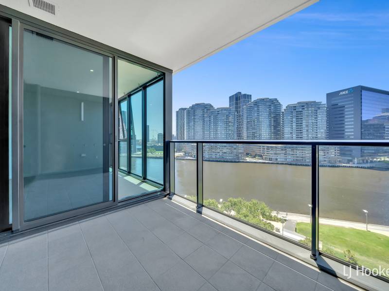 1005/1 Point Park Crescent, DOCKLANDS
