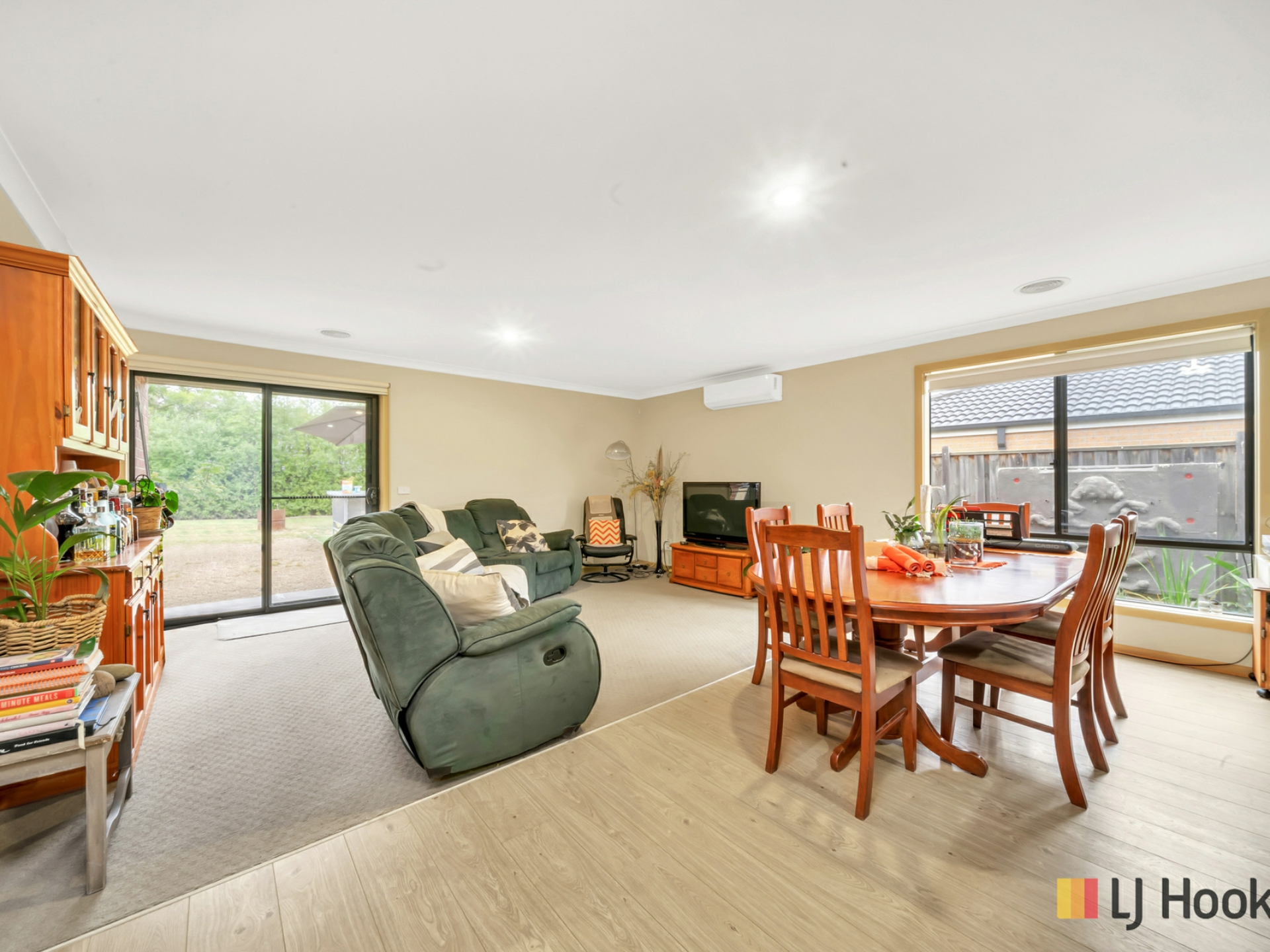 136 Eminence Boulevard, DOREEN