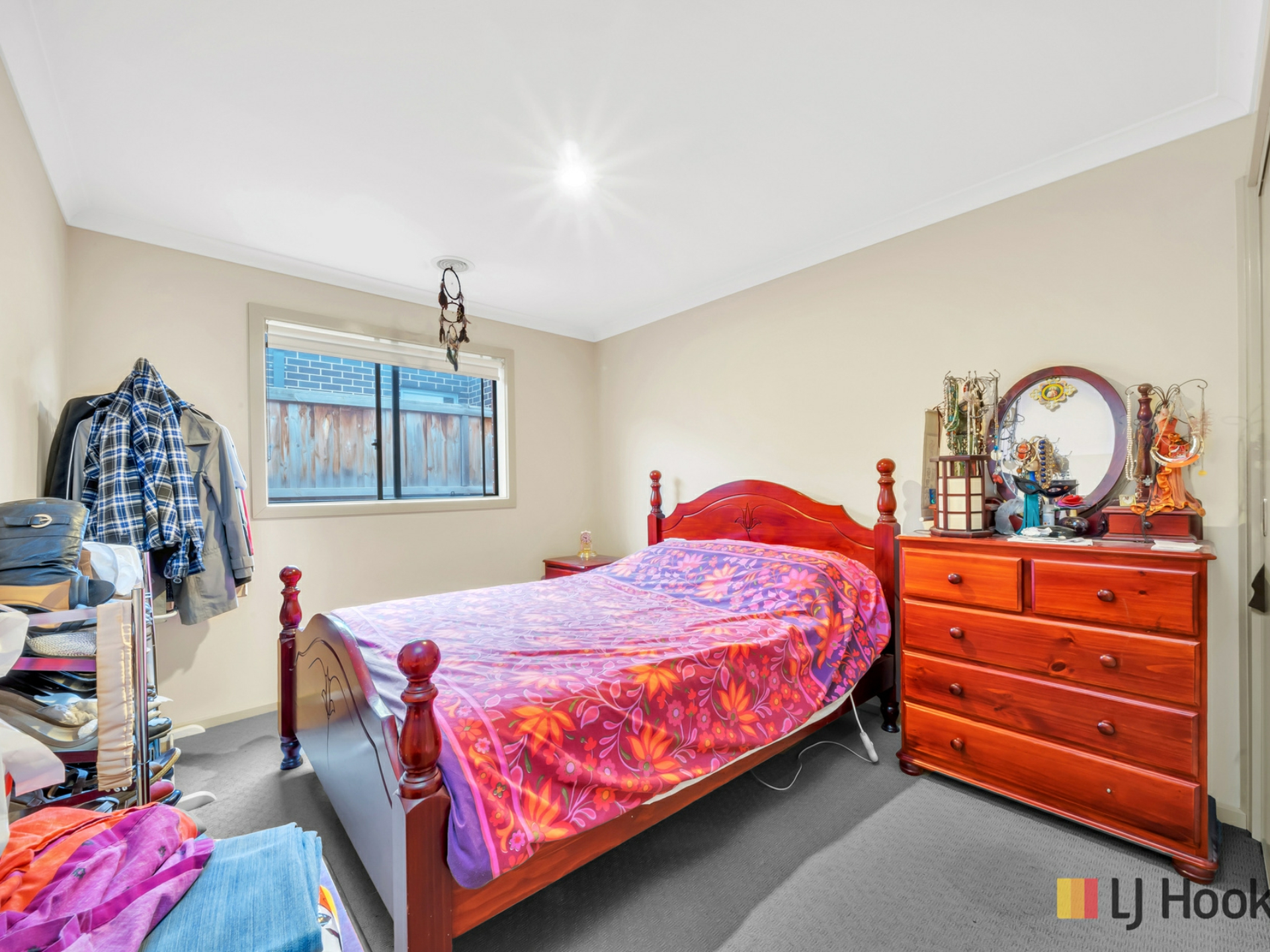 136 Eminence Boulevard, DOREEN