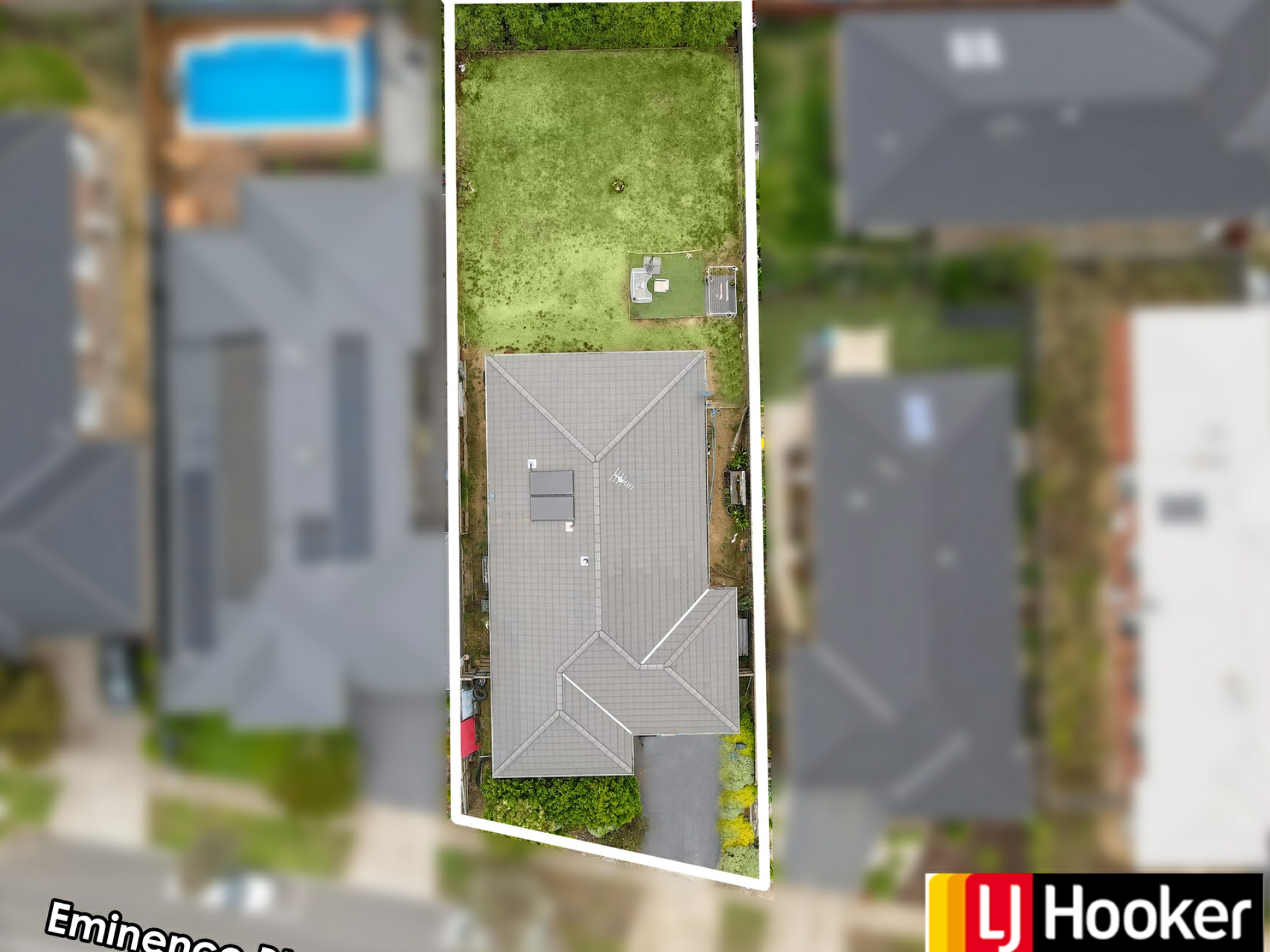 136 Eminence Boulevard, DOREEN
