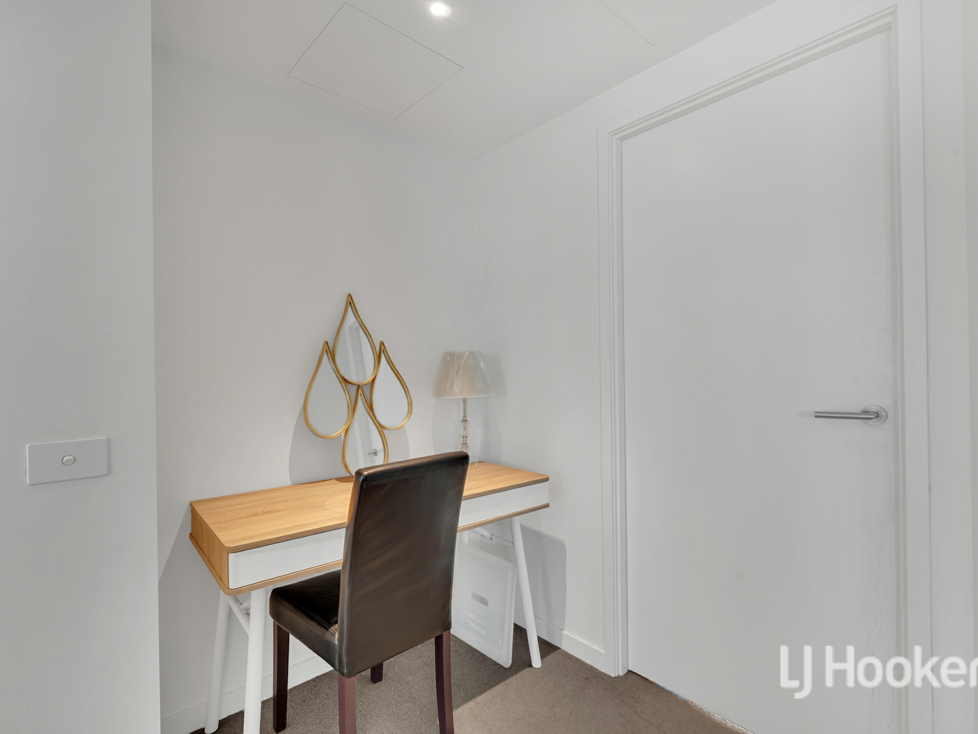 1101/81 South Wharf Drive, DOCKLANDS