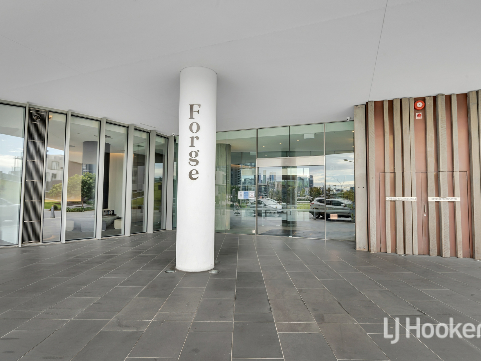 1101/81 South Wharf Drive, DOCKLANDS