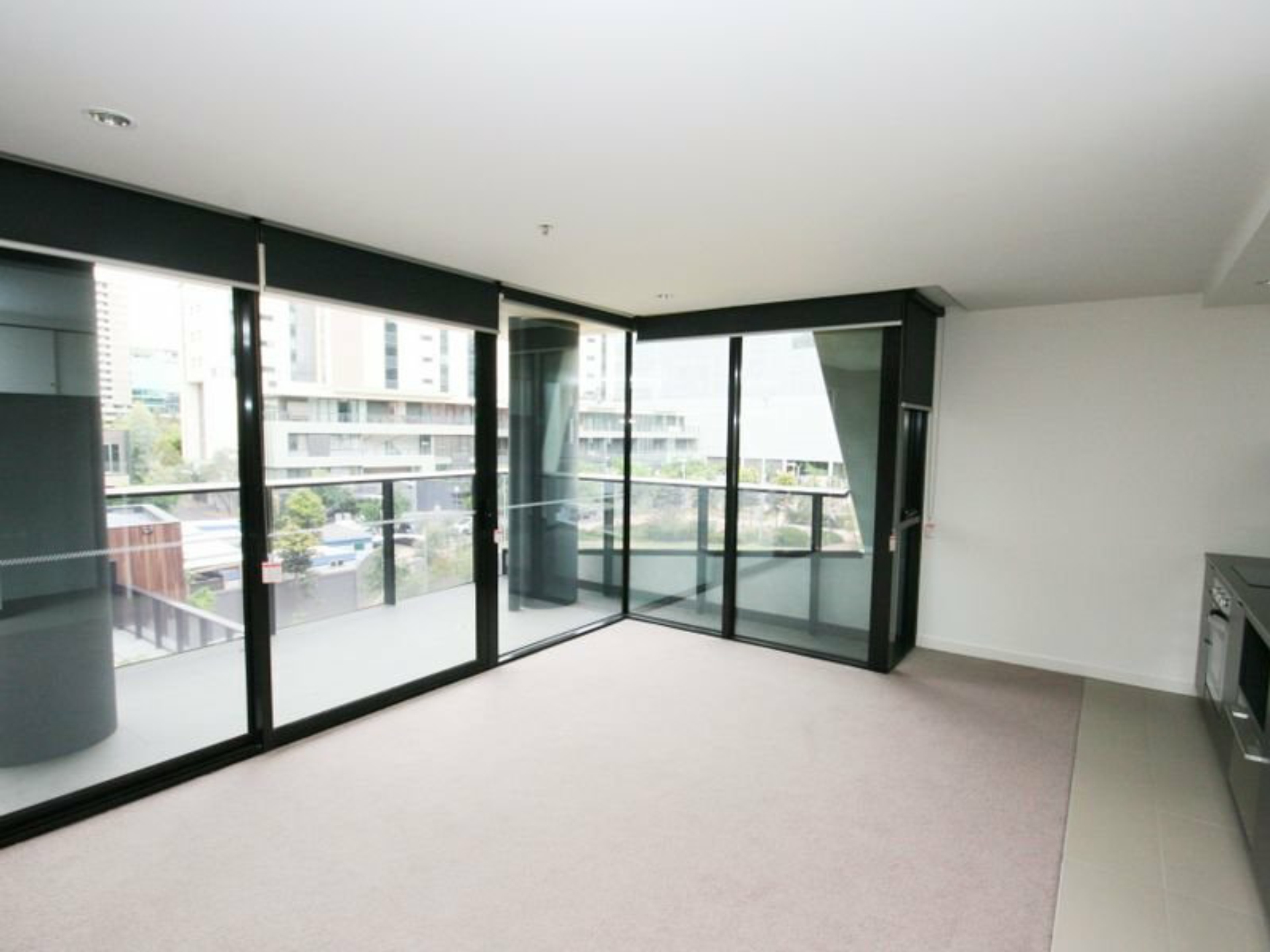 206/815 Bourke Street, DOCKLANDS