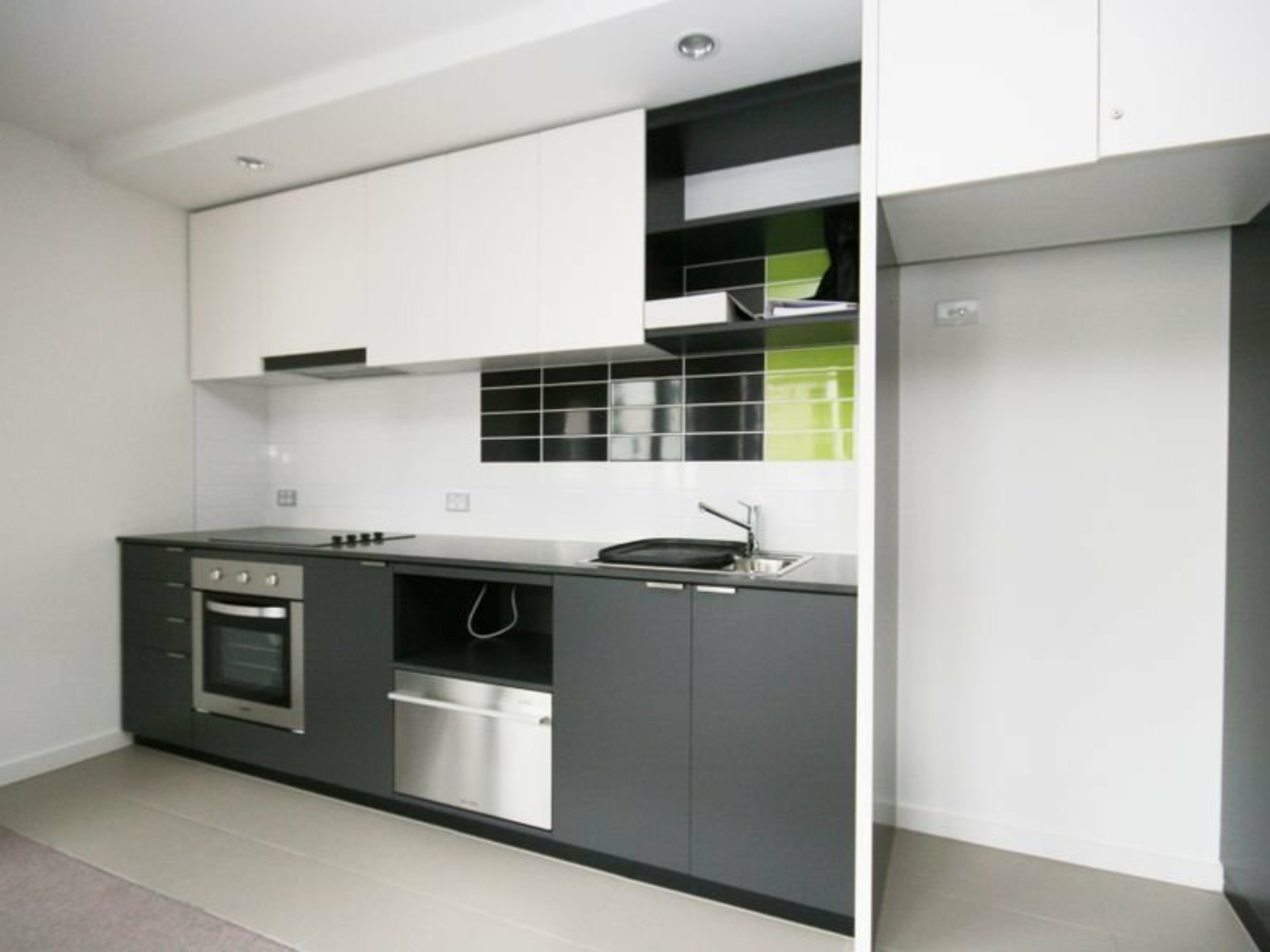 206/815 Bourke Street, DOCKLANDS