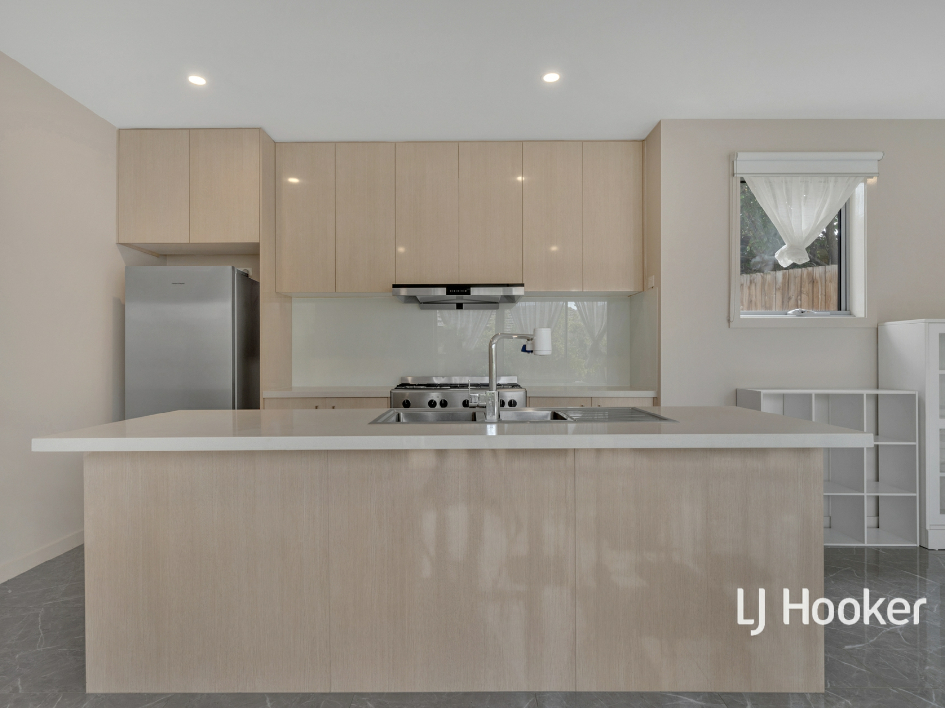 1/3 Avon Court, GLEN WAVERLEY