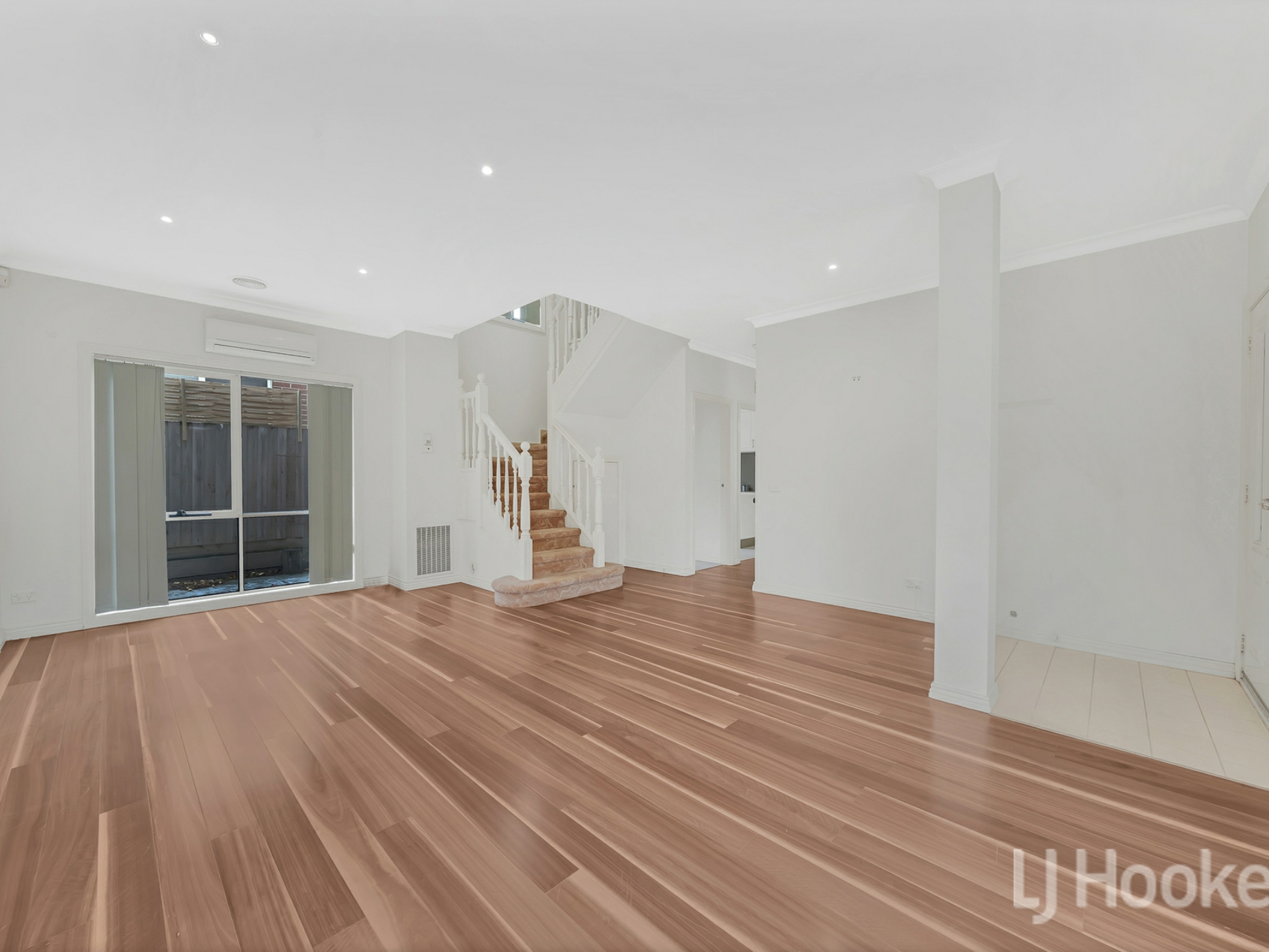 61 Ray Drive, BALWYN NORTH