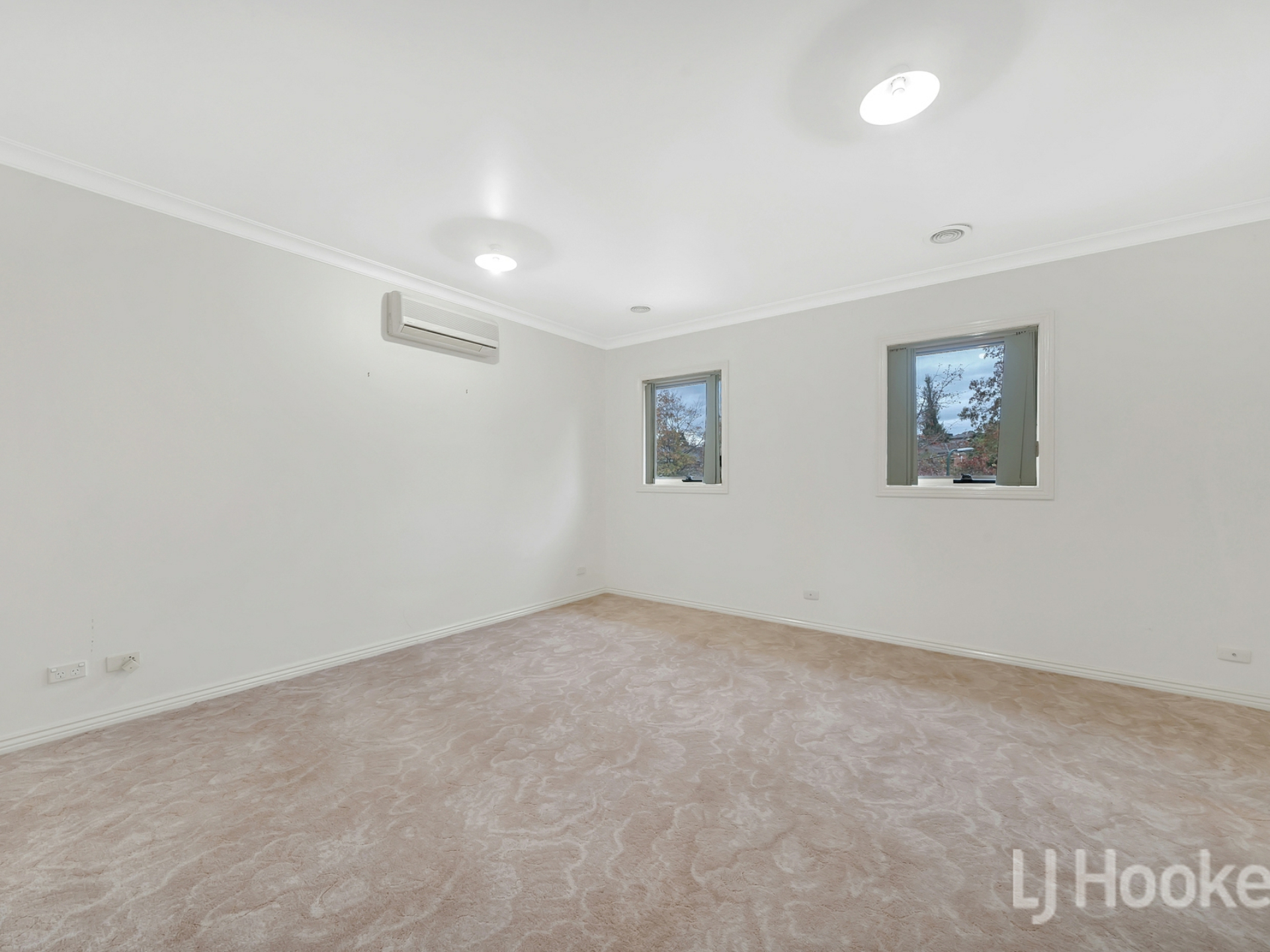 61 Ray Drive, BALWYN NORTH