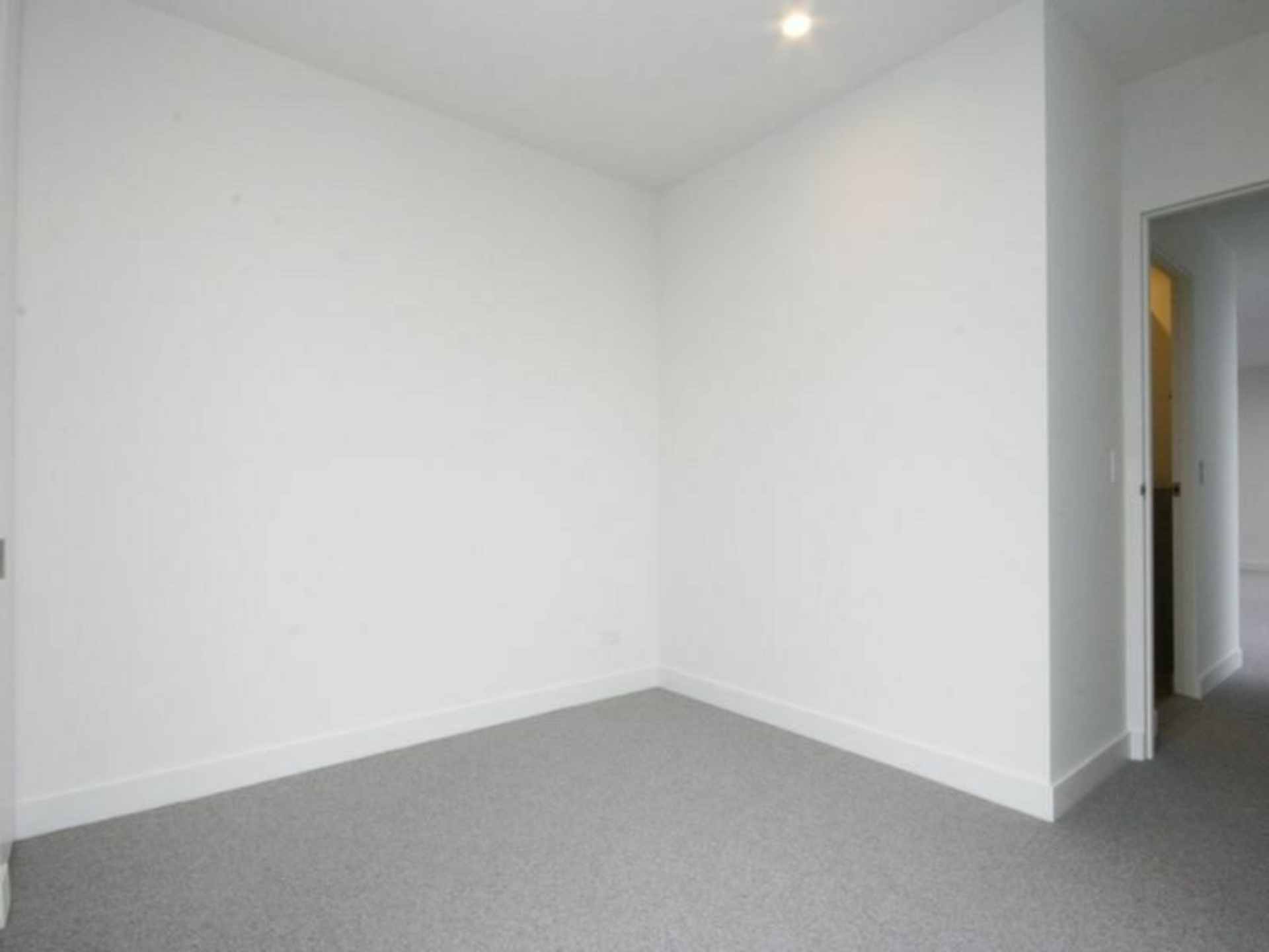 1113/28 Bouverie Street, CARLTON