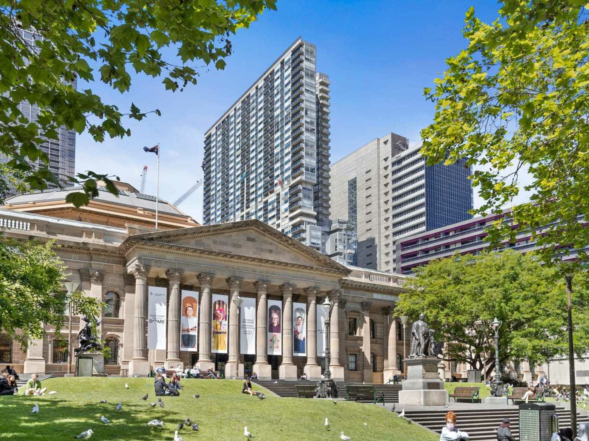 313/300 Swanston Street, MELBOURNE