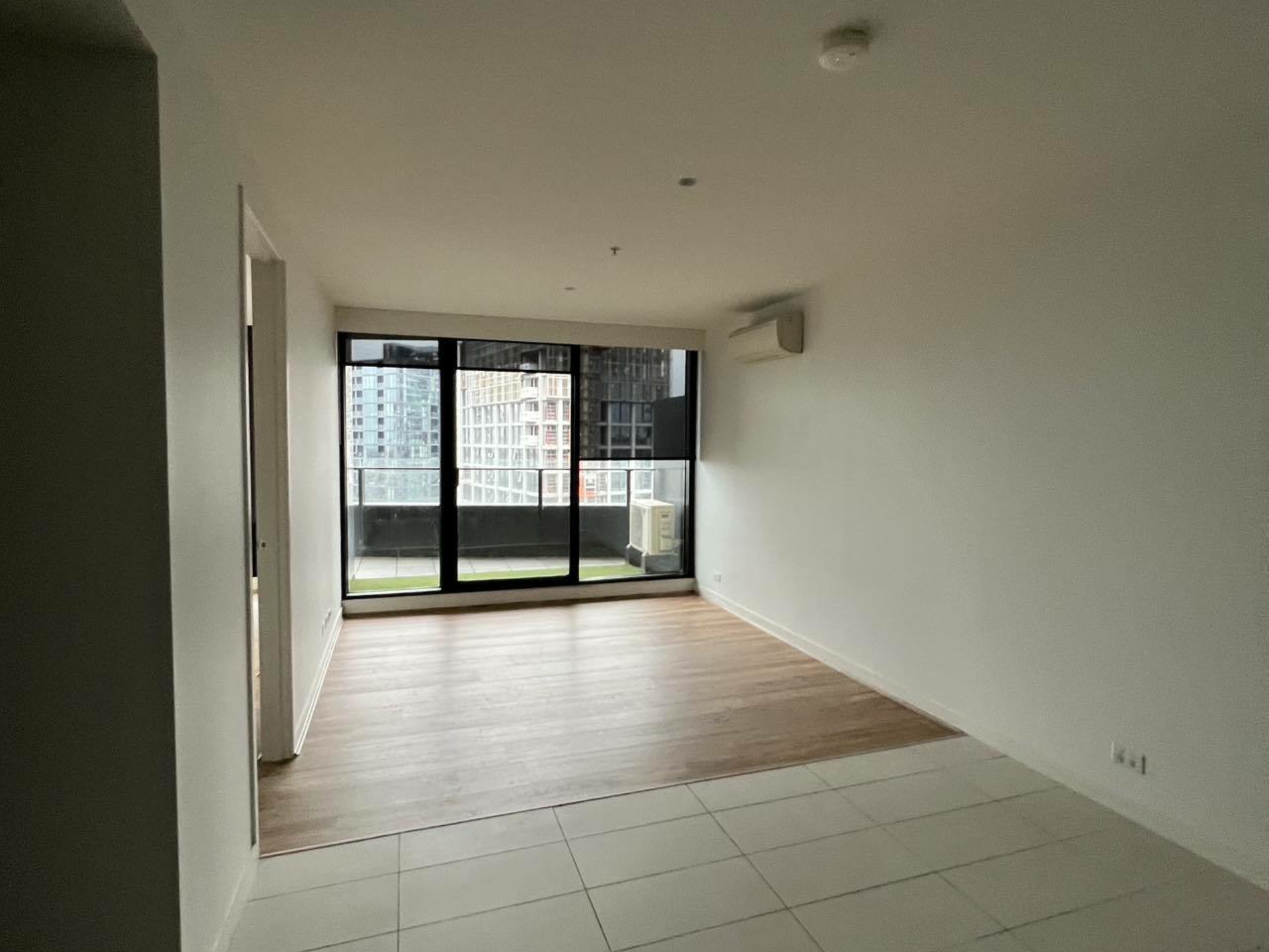 1303/50 Albert Road, SOUTH MELBOURNE