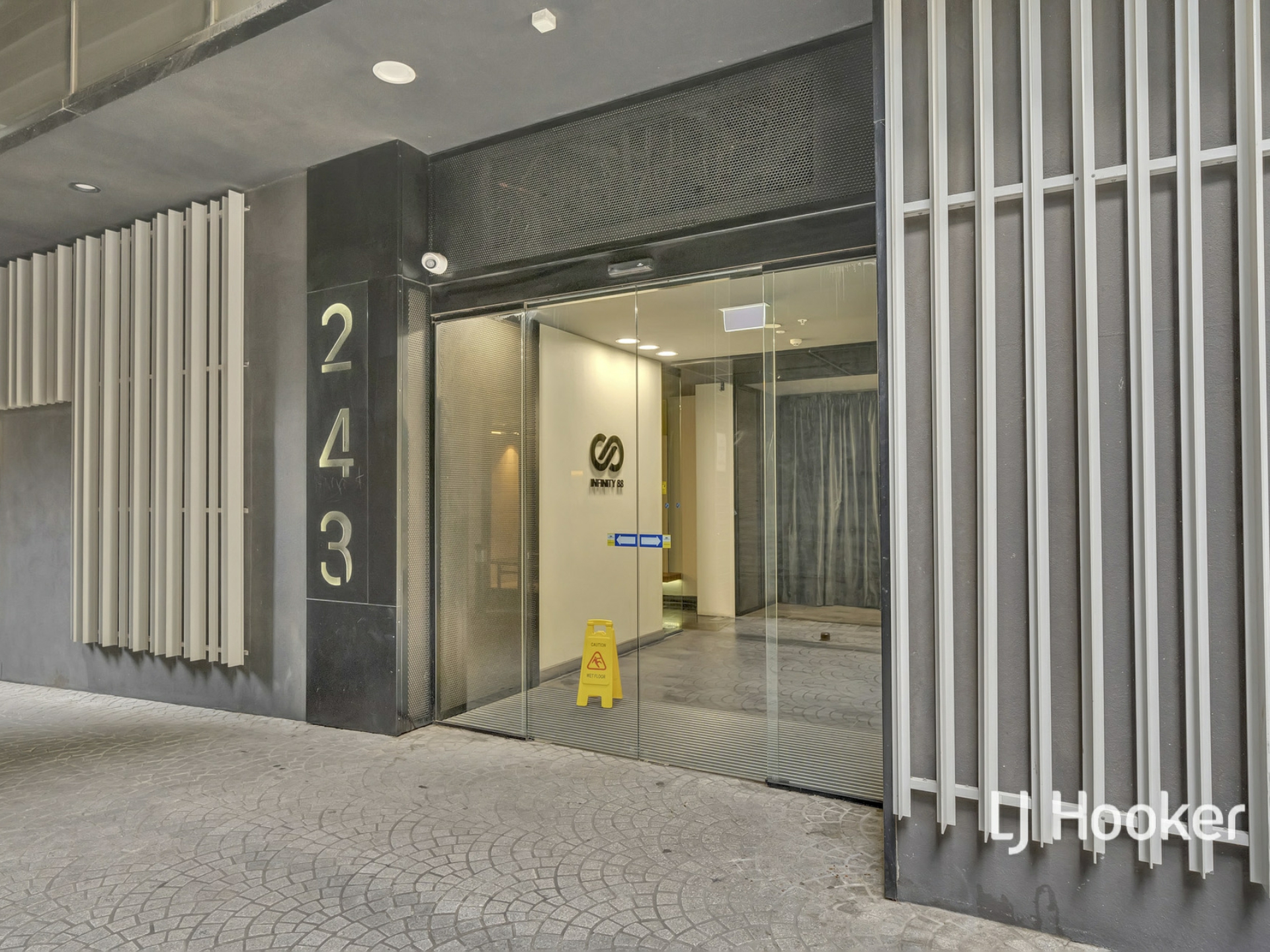304/243 Franklin Street, MELBOURNE