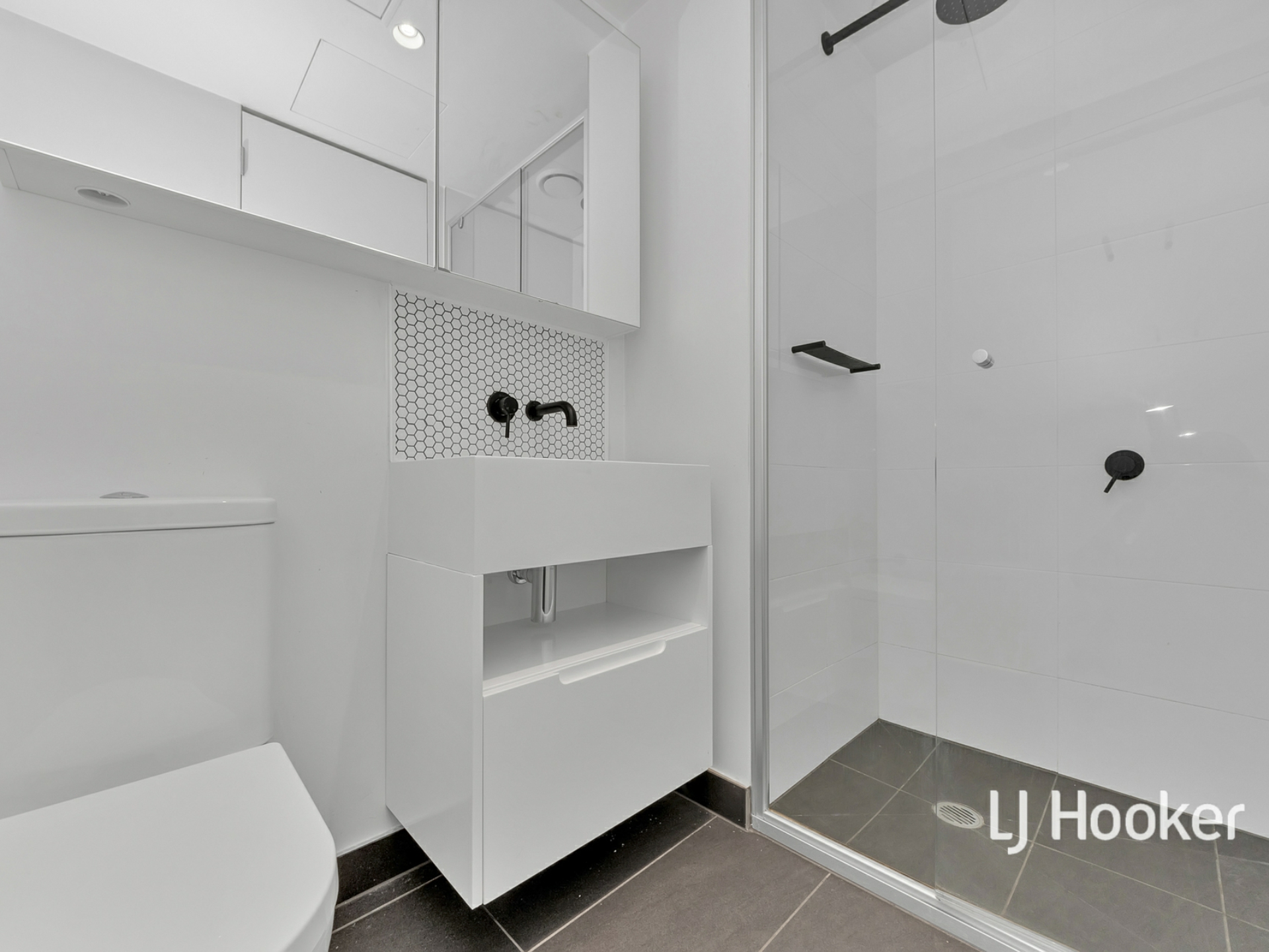 1305/442-450 Elizabeth Street, MELBOURNE