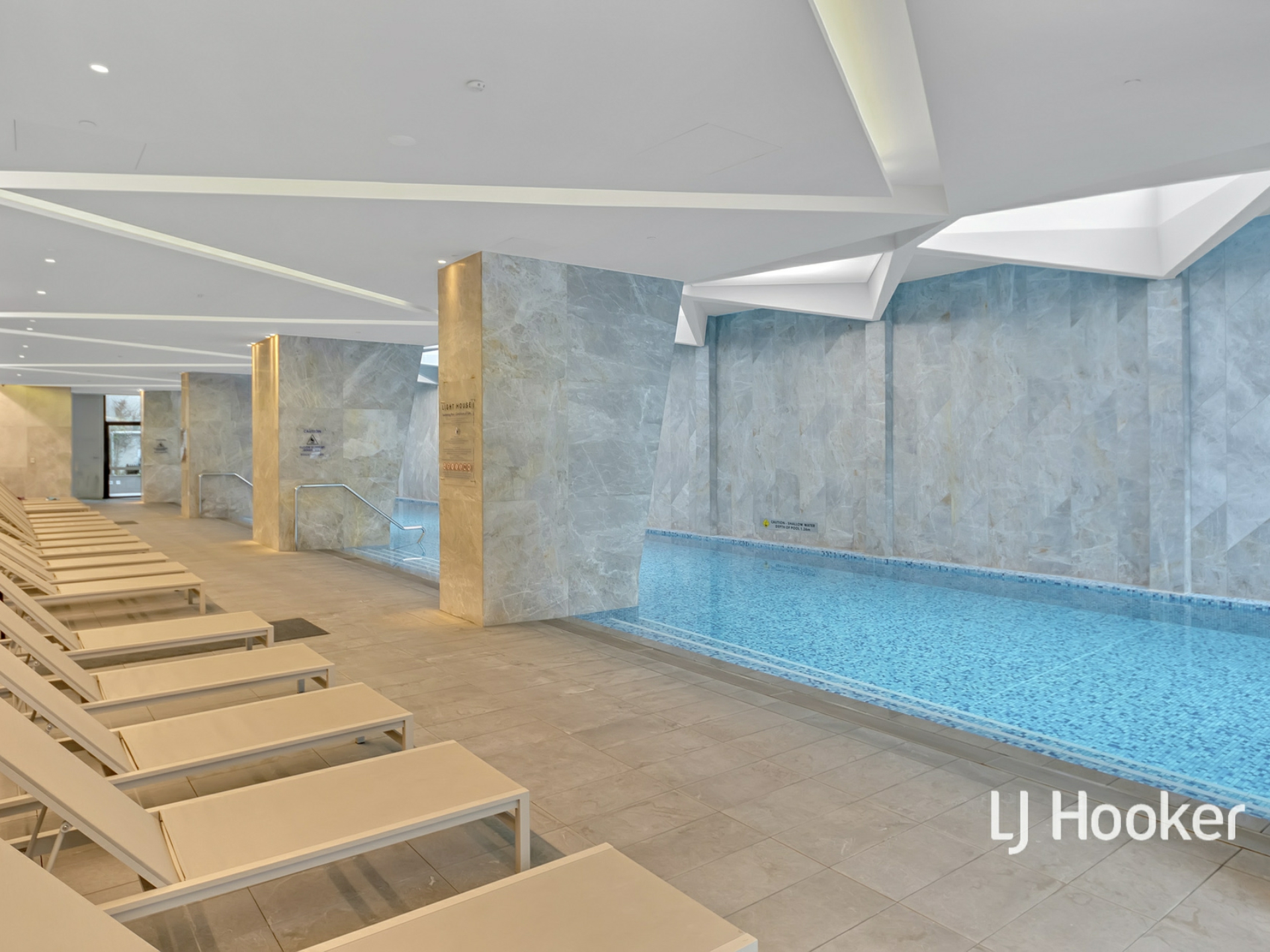 1305/442-450 Elizabeth Street, MELBOURNE