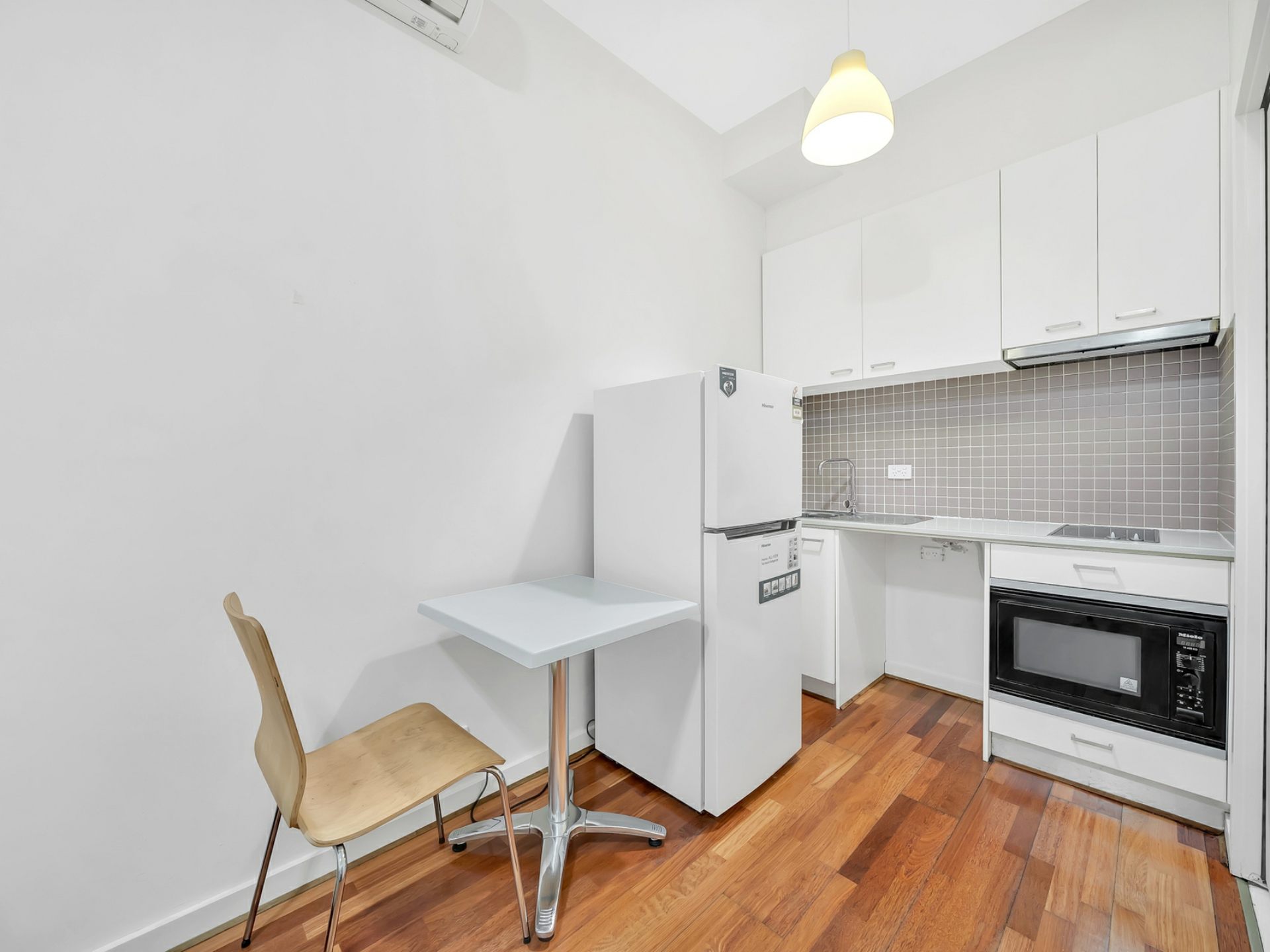 108/58 La Trobe Street, MELBOURNE