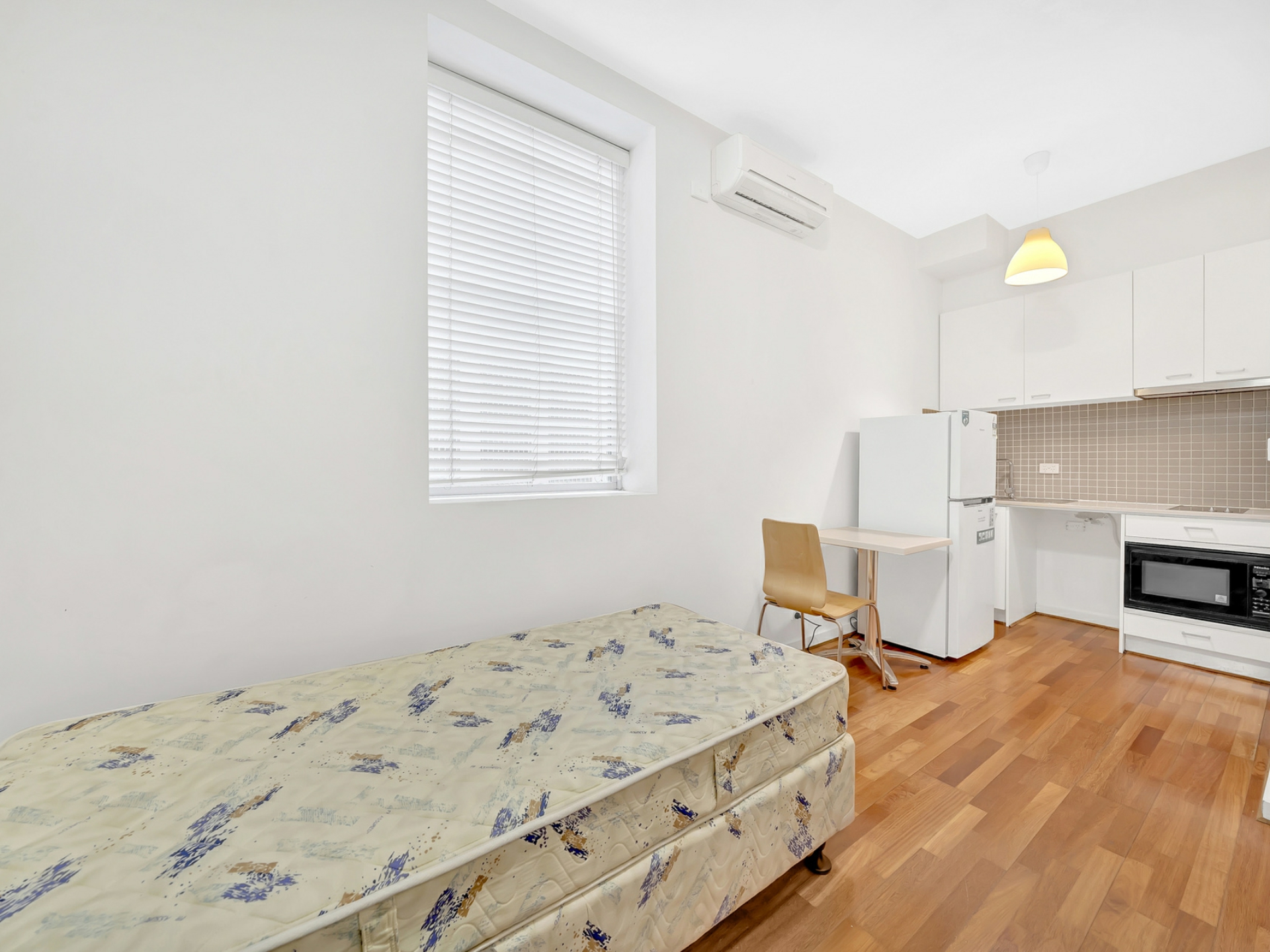 108/58 La Trobe Street, MELBOURNE