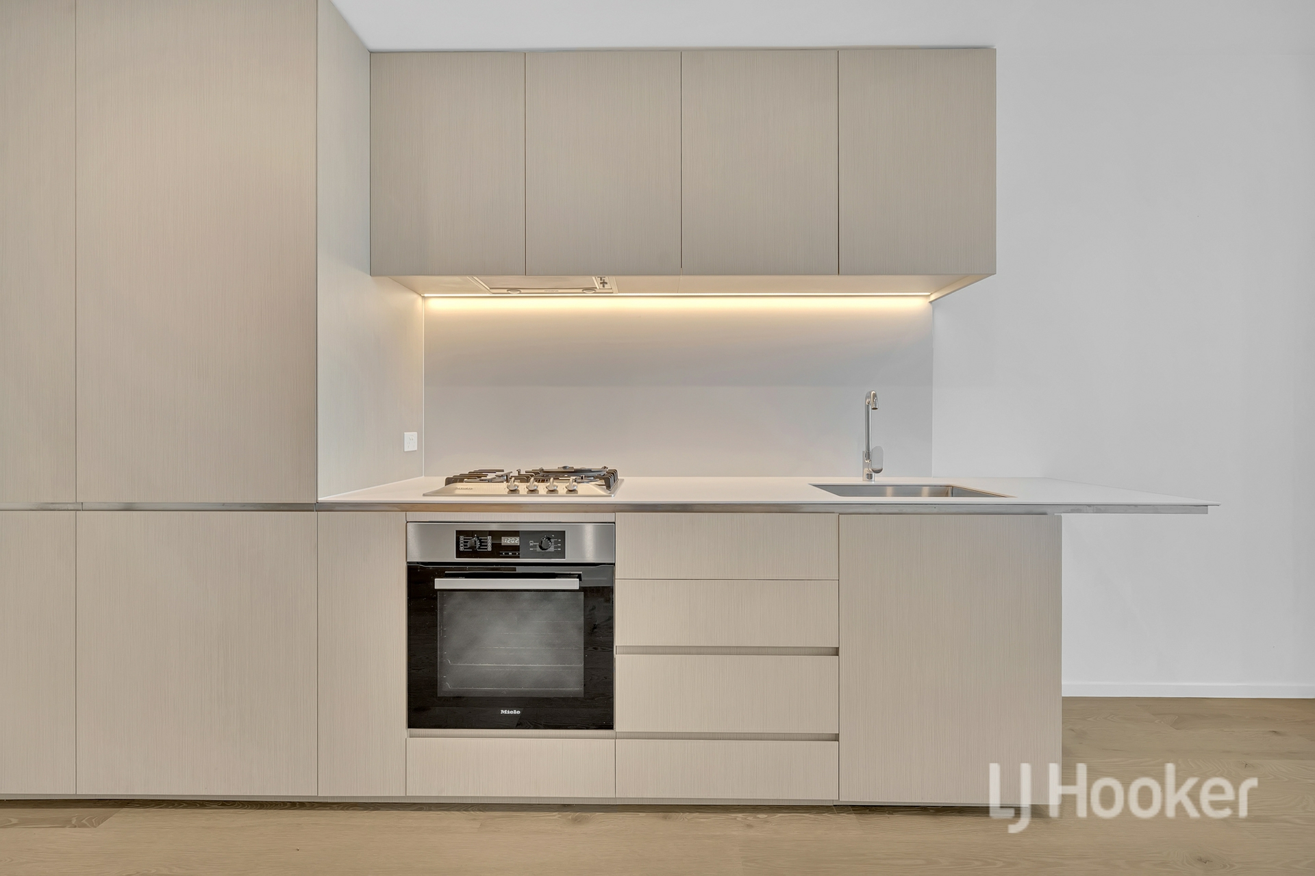2108/70 Southbank Boulevard, SOUTHBANK