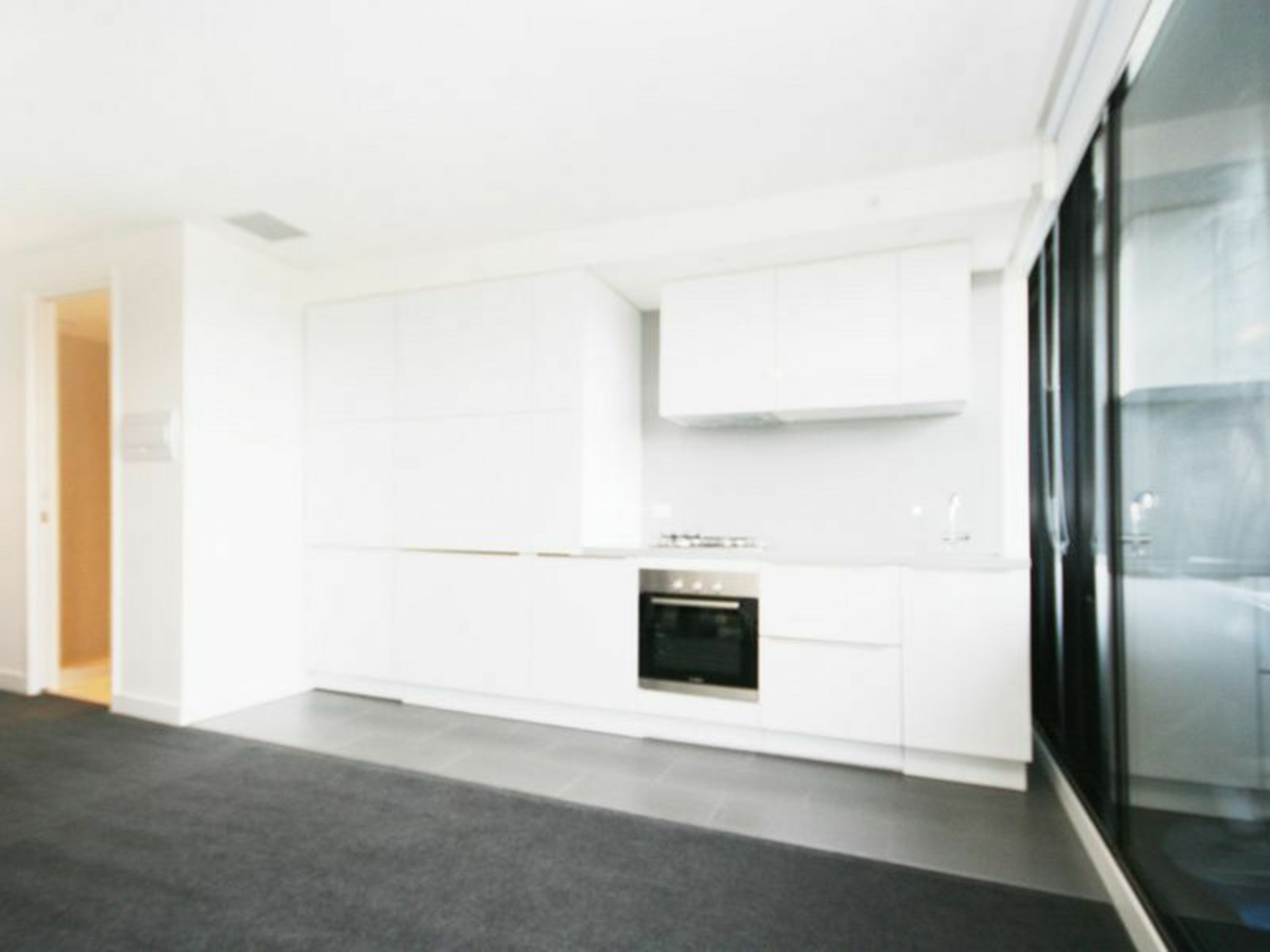 1103/18 Yarra Street, SOUTH YARRA