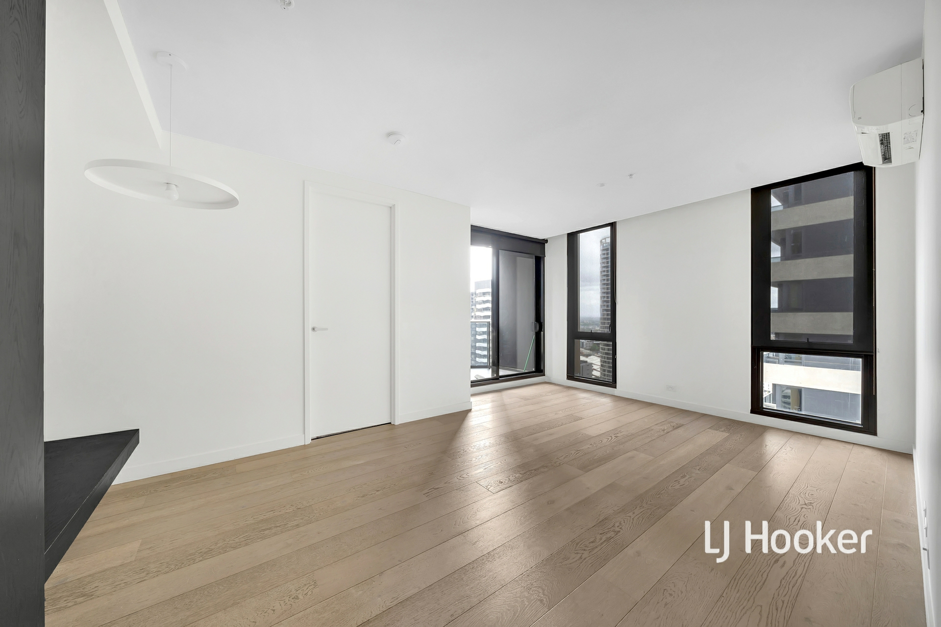 2409/81 A'beckett Street, MELBOURNE