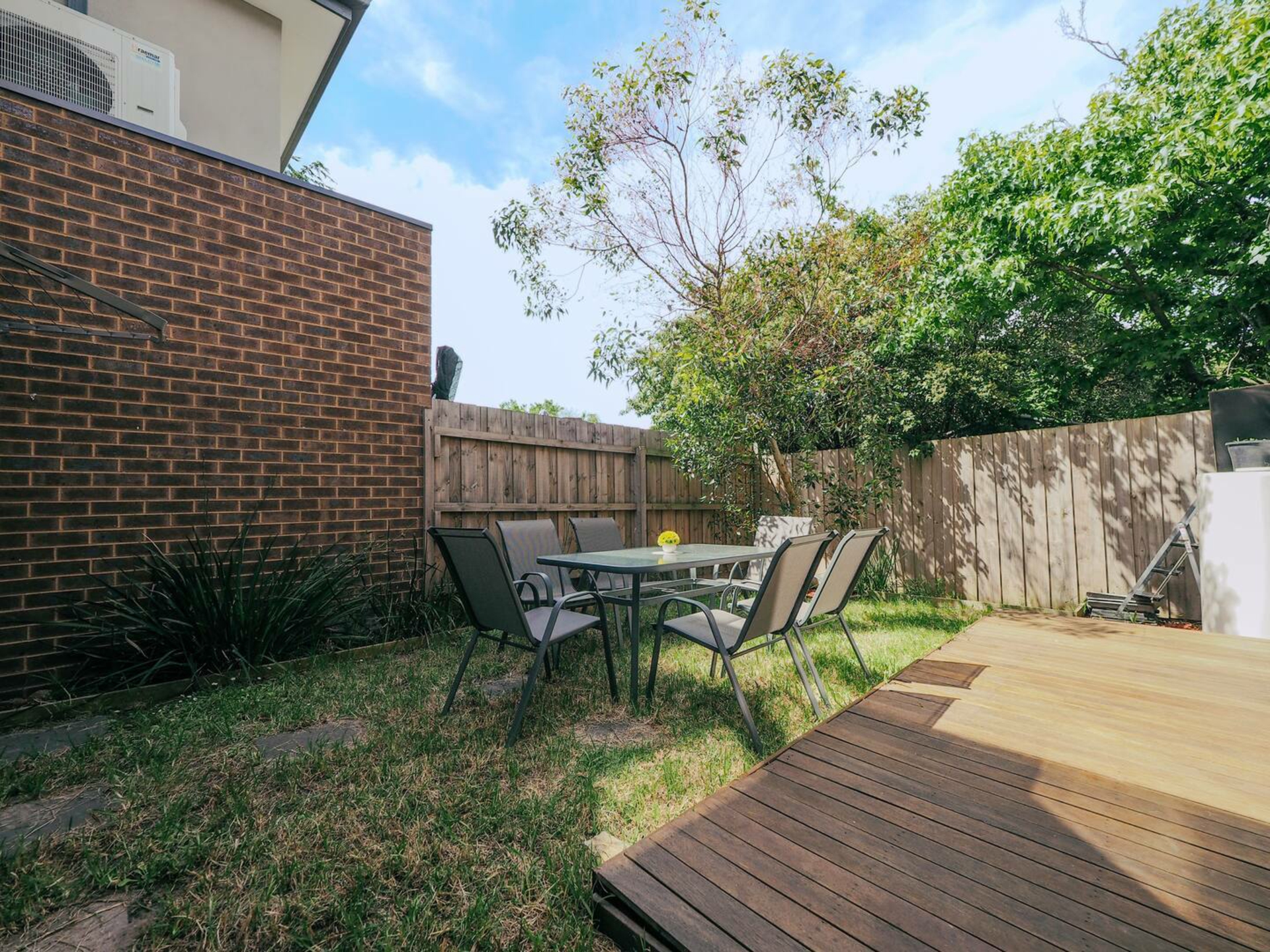 2/5 Tandara Court, CHADSTONE