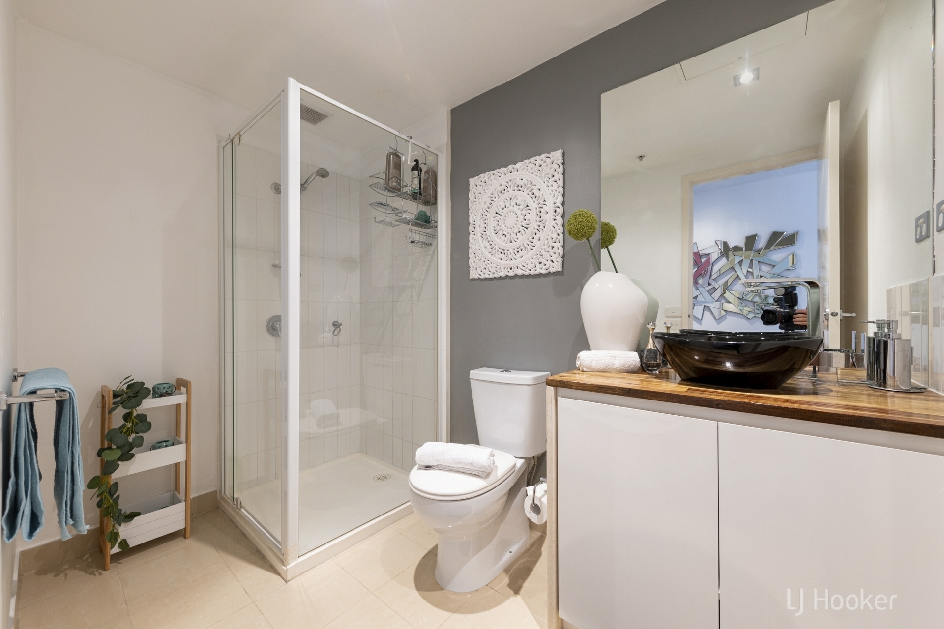 1707/8 Downie Street, MELBOURNE
