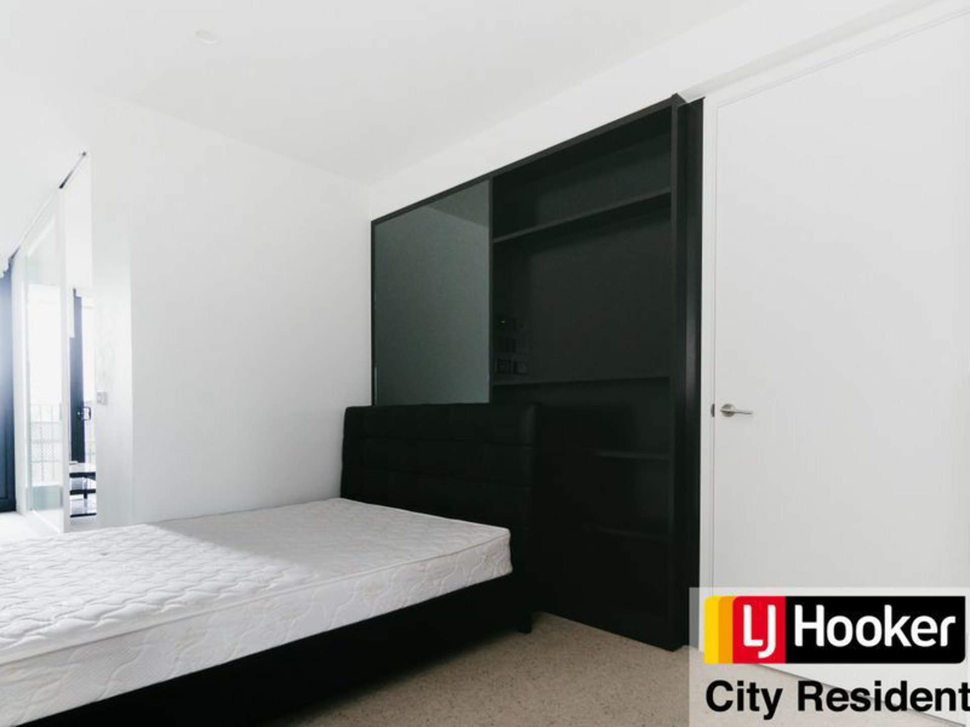 308/151 Berkeley Street, MELBOURNE
