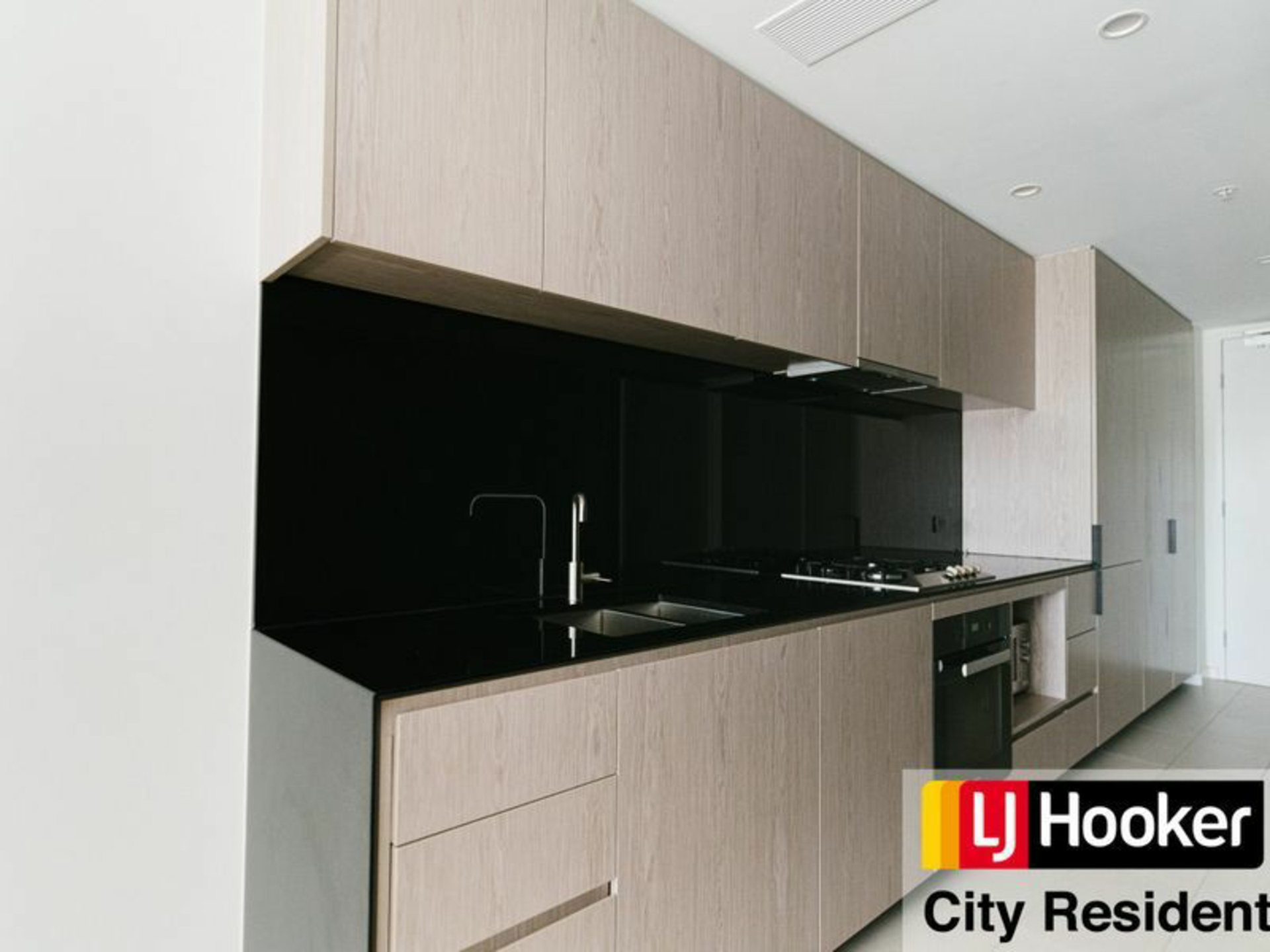 308/151 Berkeley Street, MELBOURNE