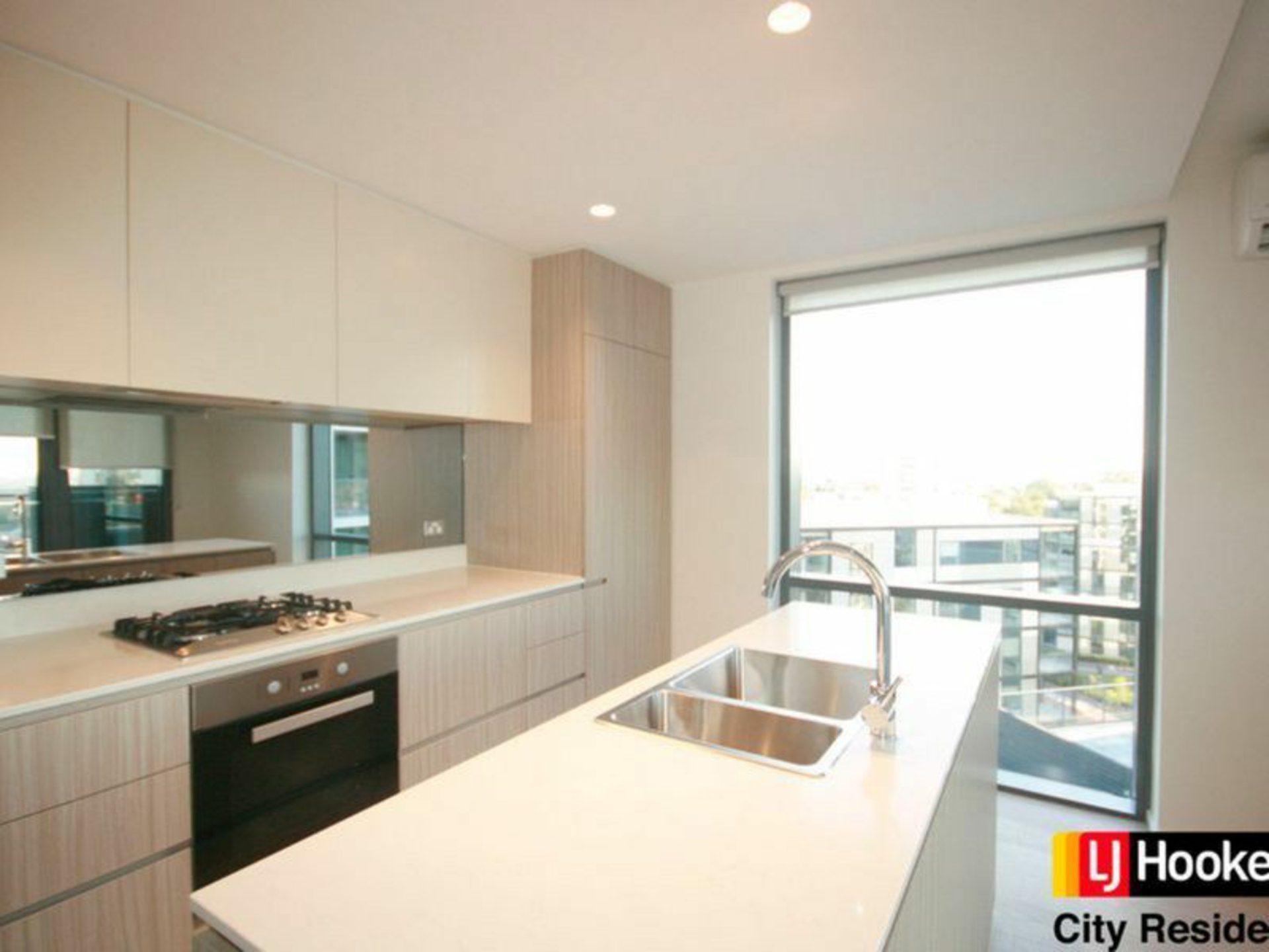 804/8C Evergreen Mews, ARMADALE