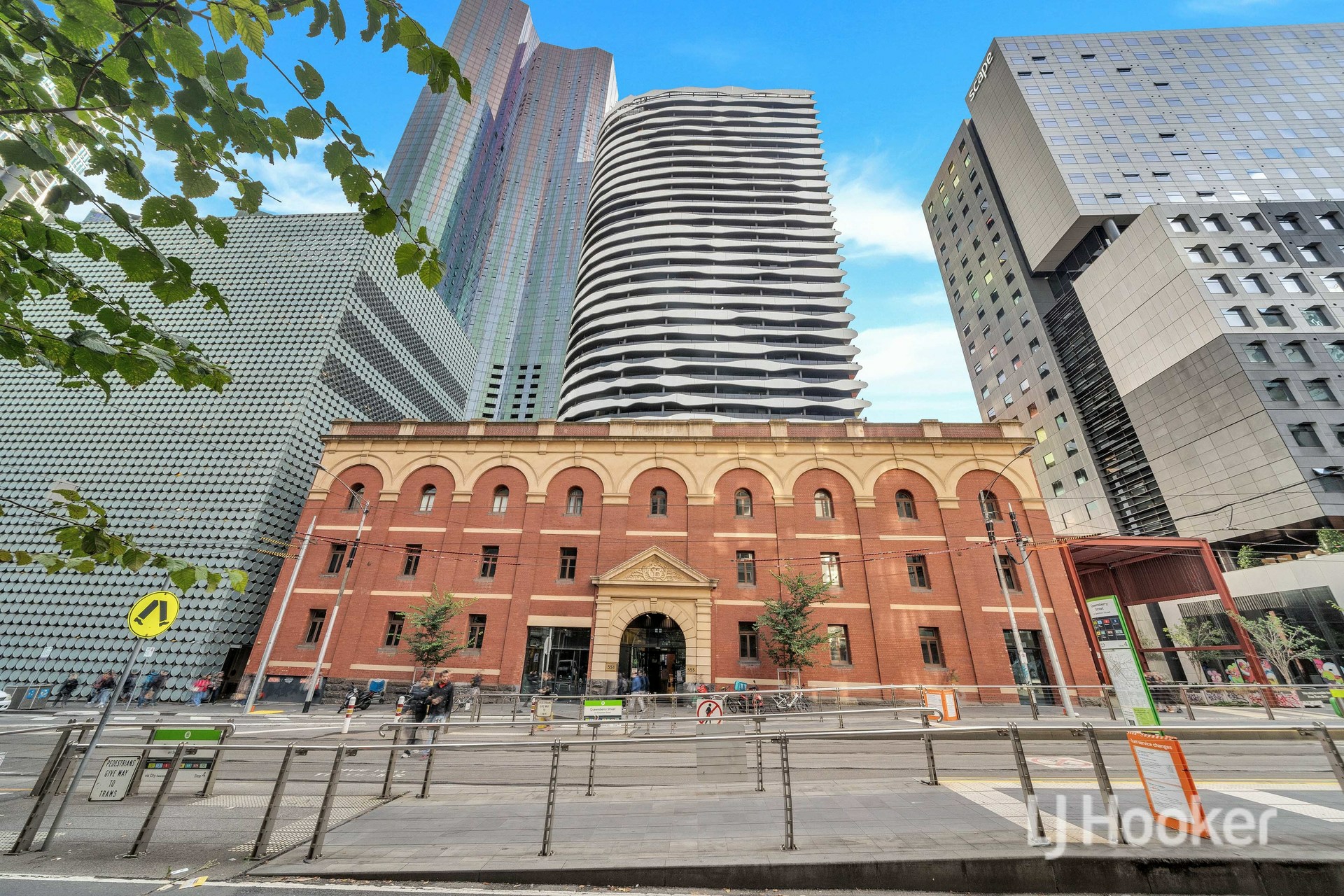 2904/555 Swanston Street, CARLTON
