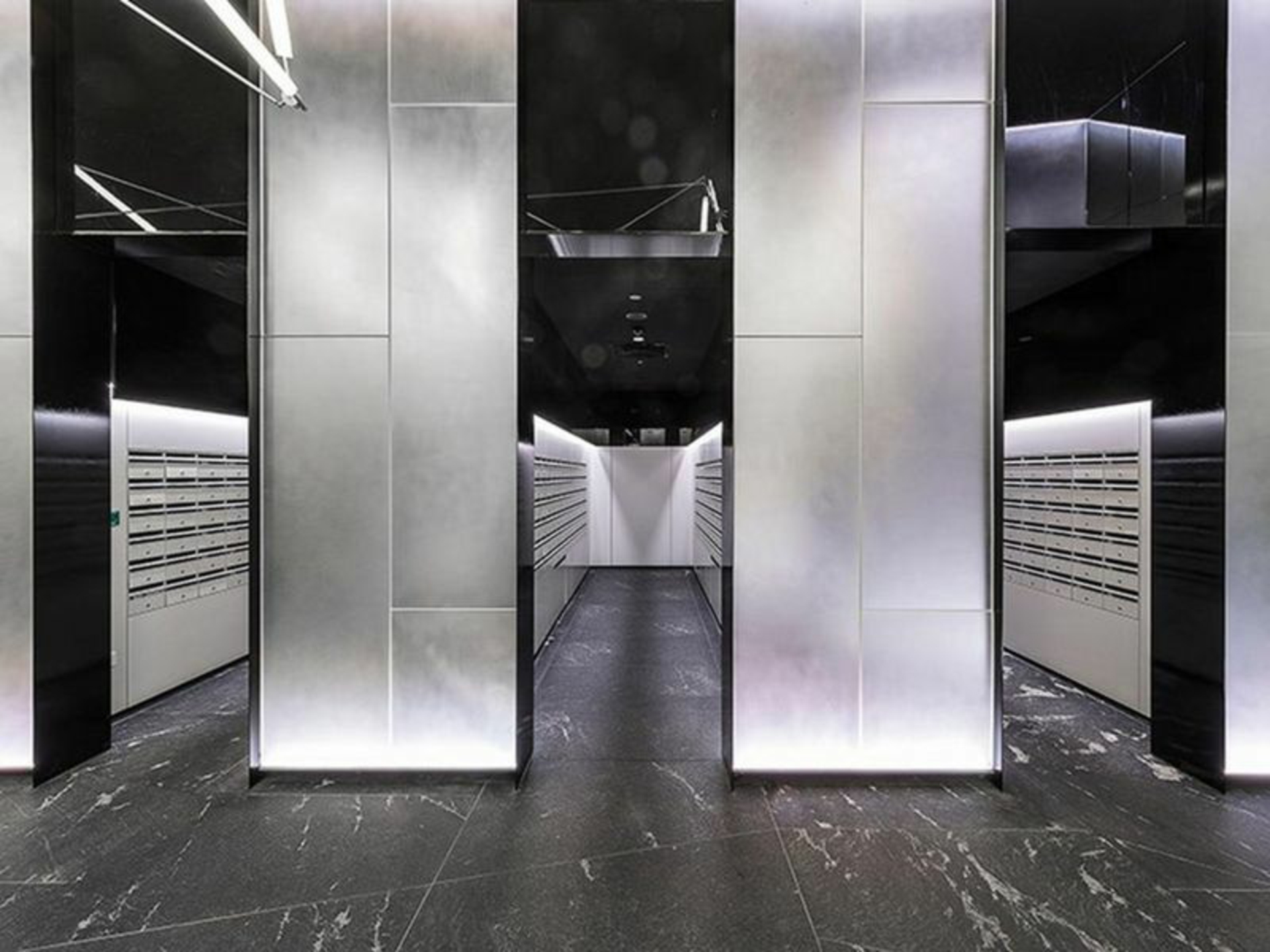 4213/33 Rose Lane, MELBOURNE