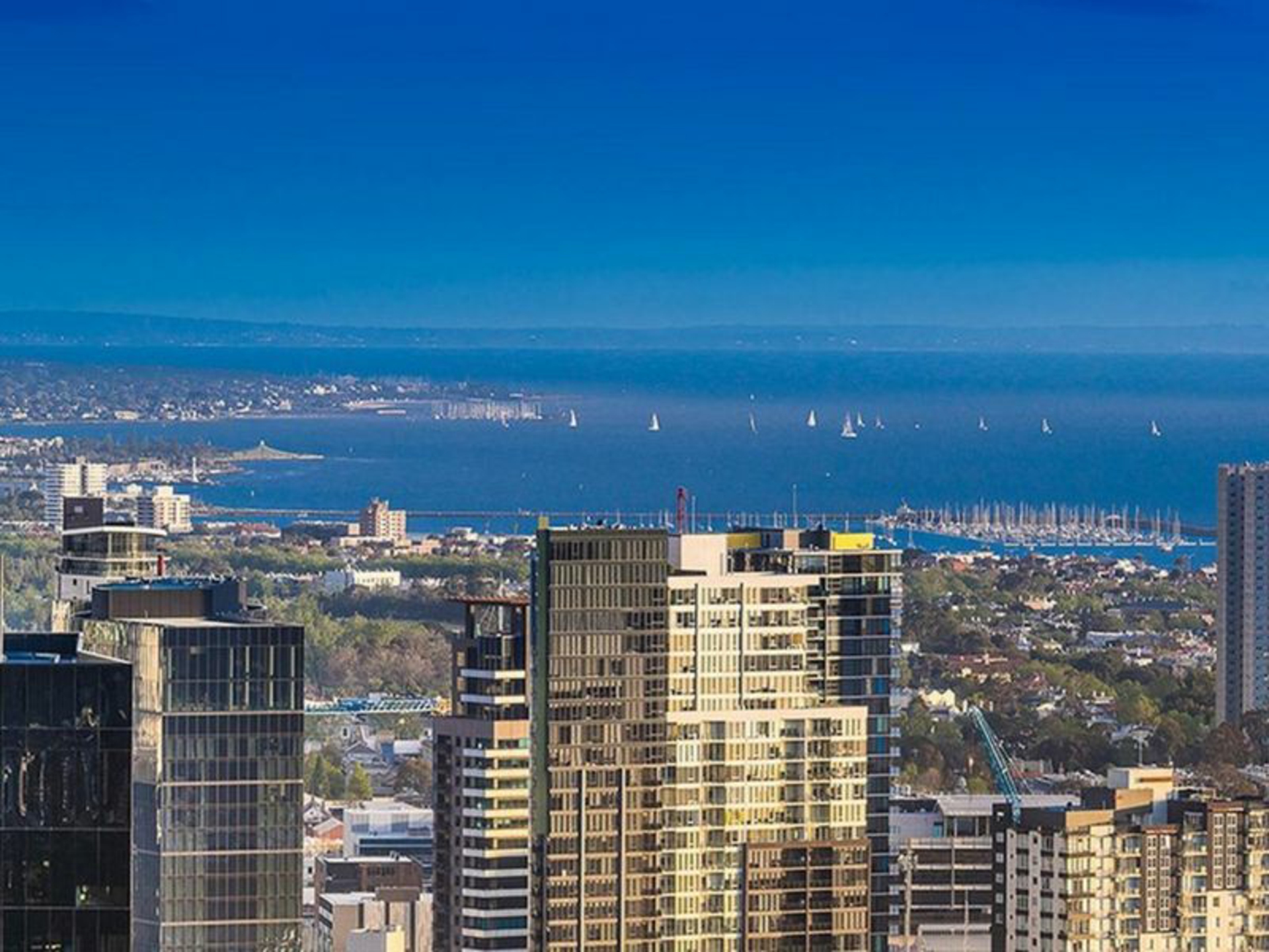 4213/33 Rose Lane, MELBOURNE