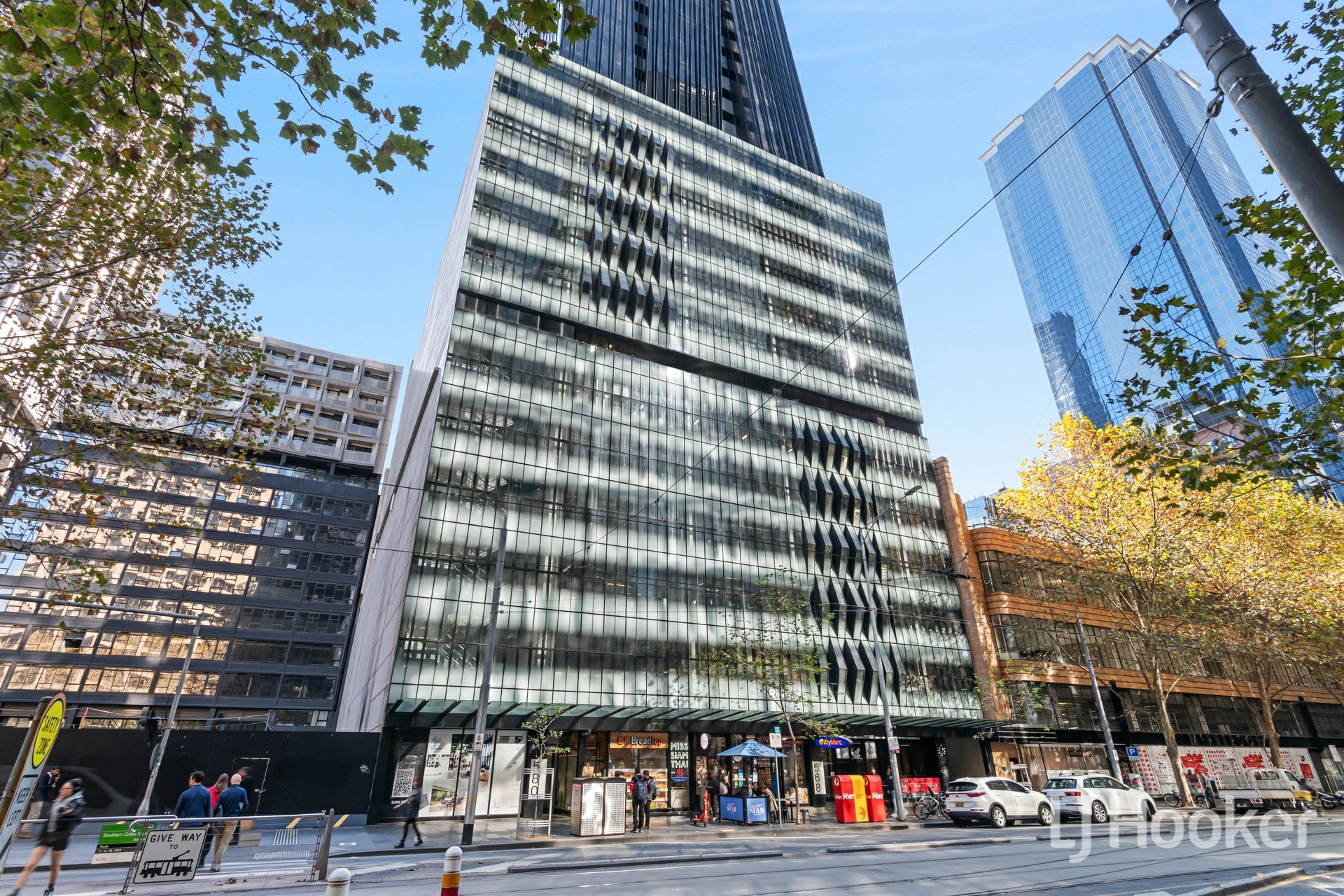 4703/568 Collins Street — photo from LJ Hooker City Residential