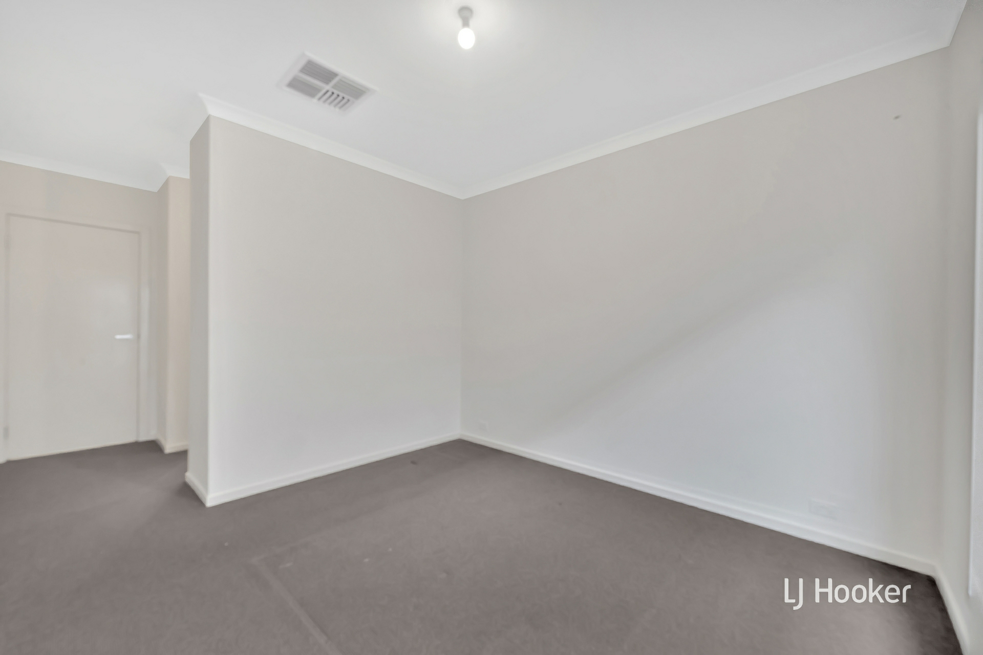 54 Dingo Street, POINT COOK