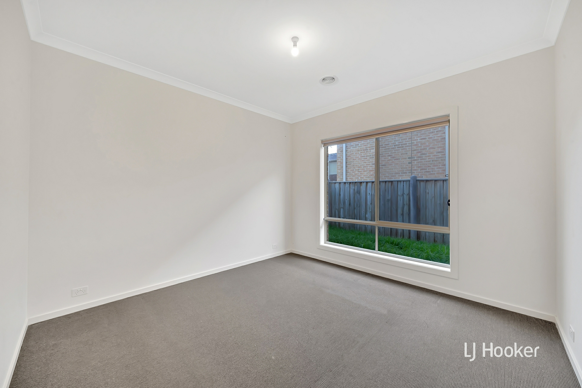 54 Dingo Street, POINT COOK