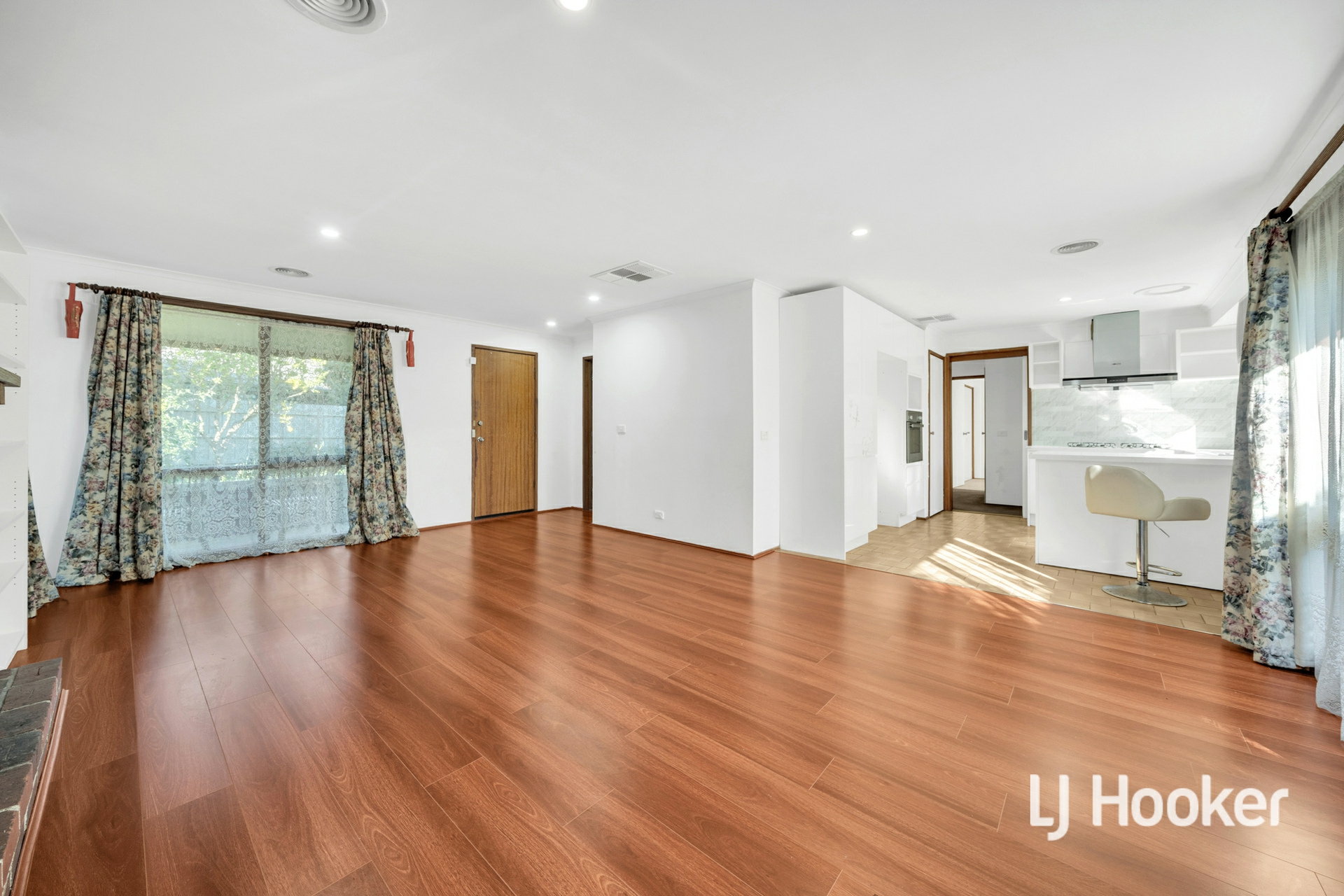217 Dandelion Drive, ROWVILLE