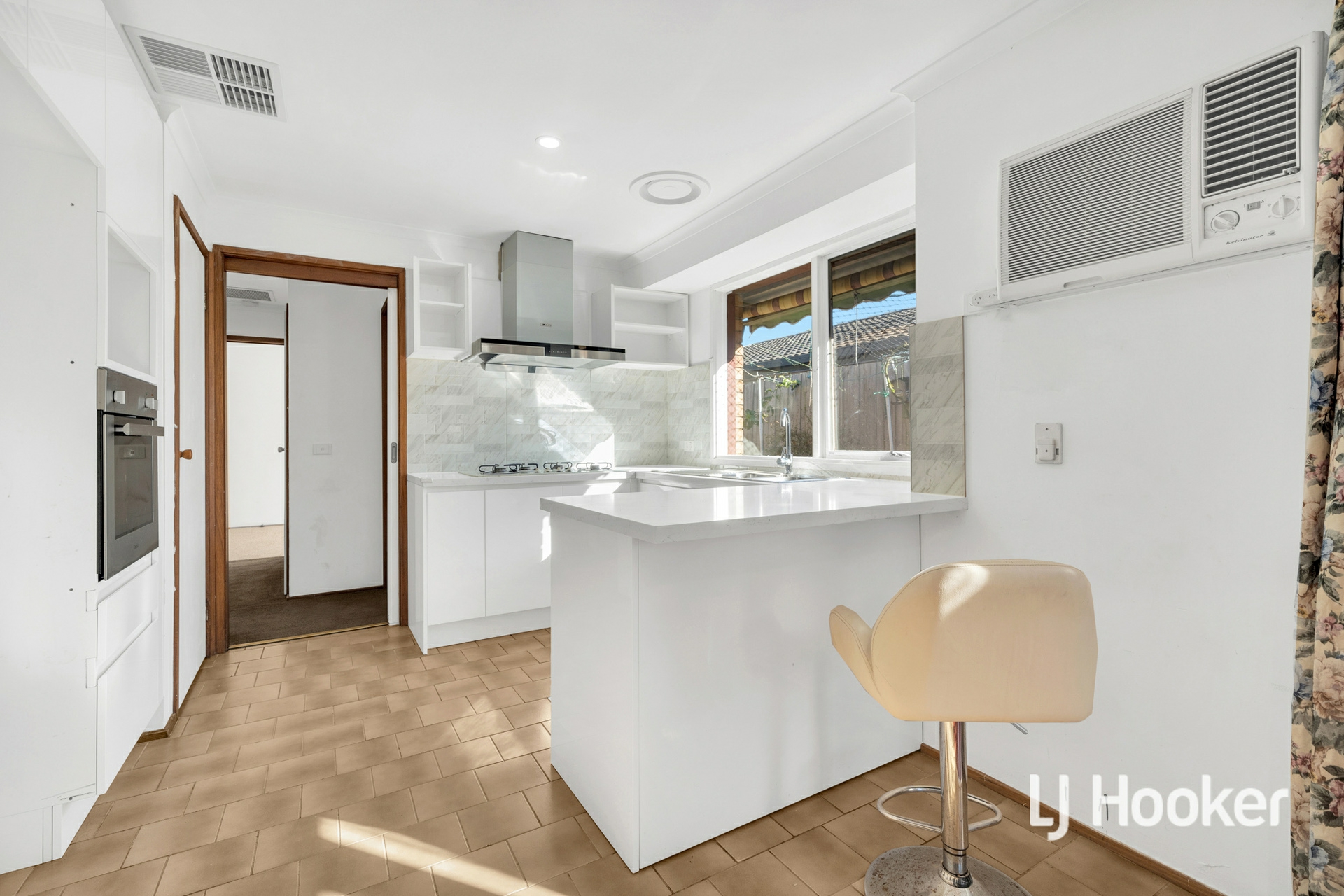 217 Dandelion Drive, ROWVILLE