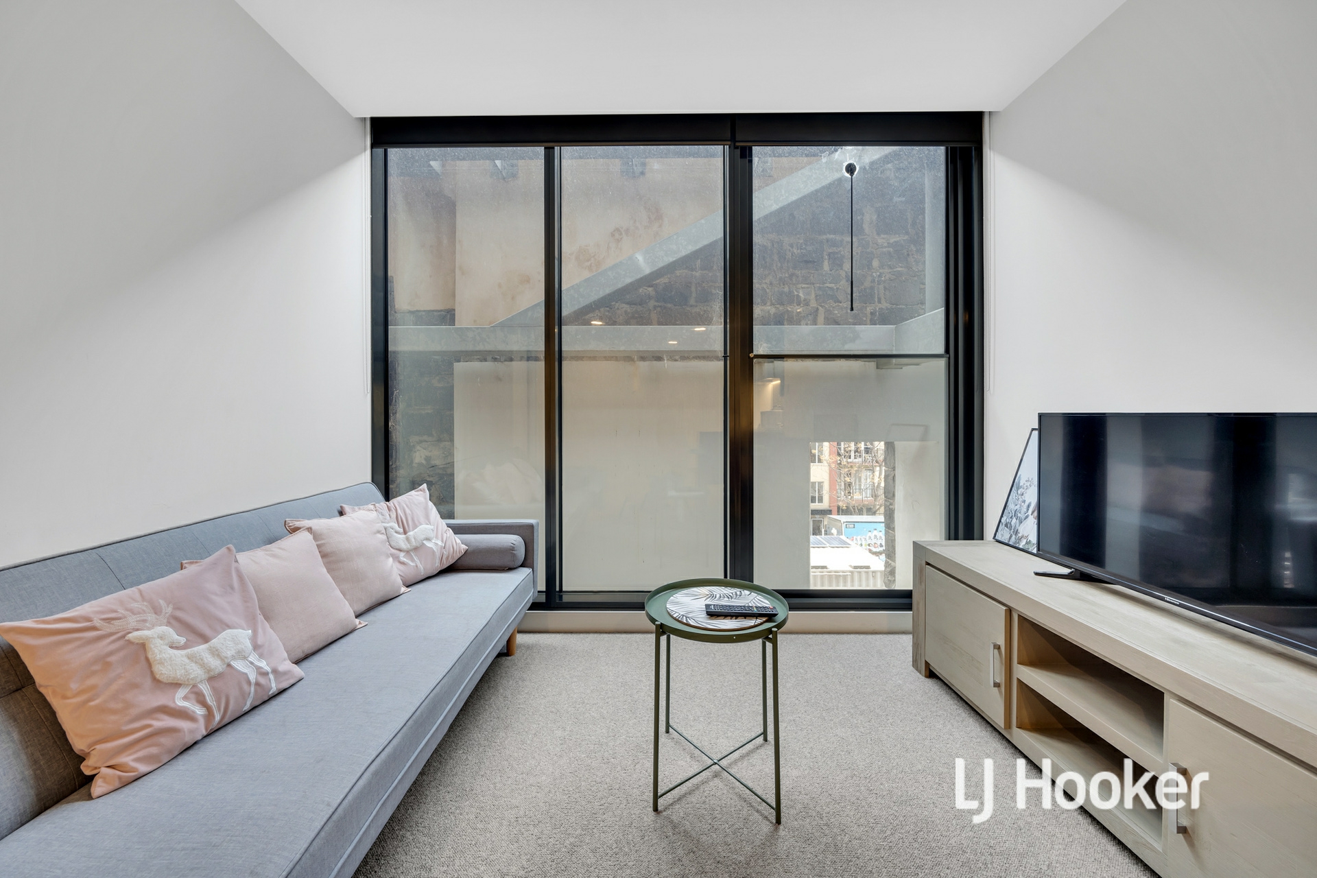 402/28 Bouverie Street, CARLTON