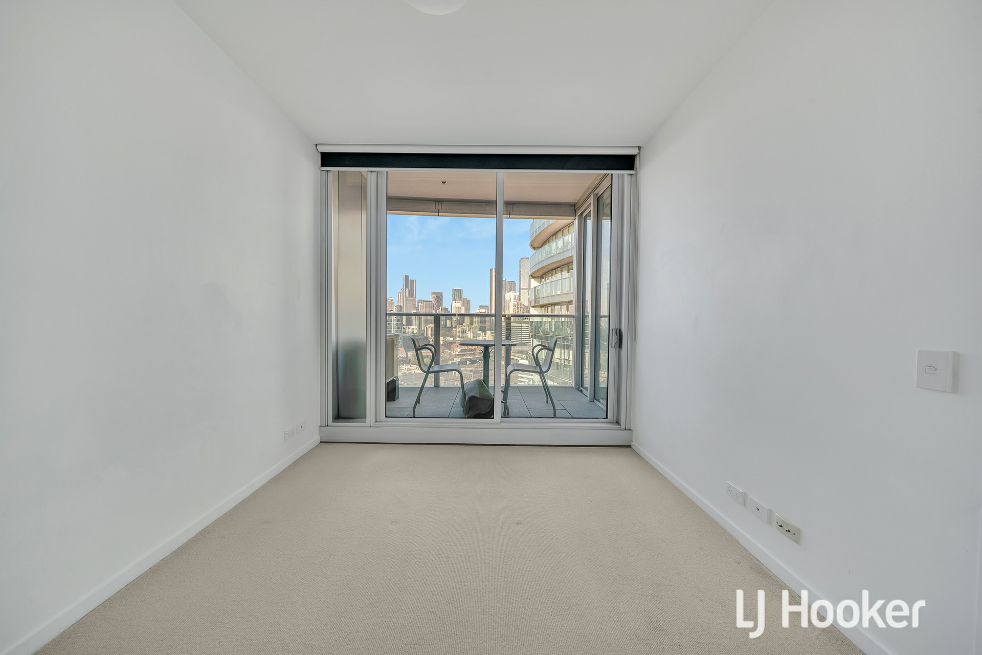 N2405/241 Harbour Esplanade, DOCKLANDS