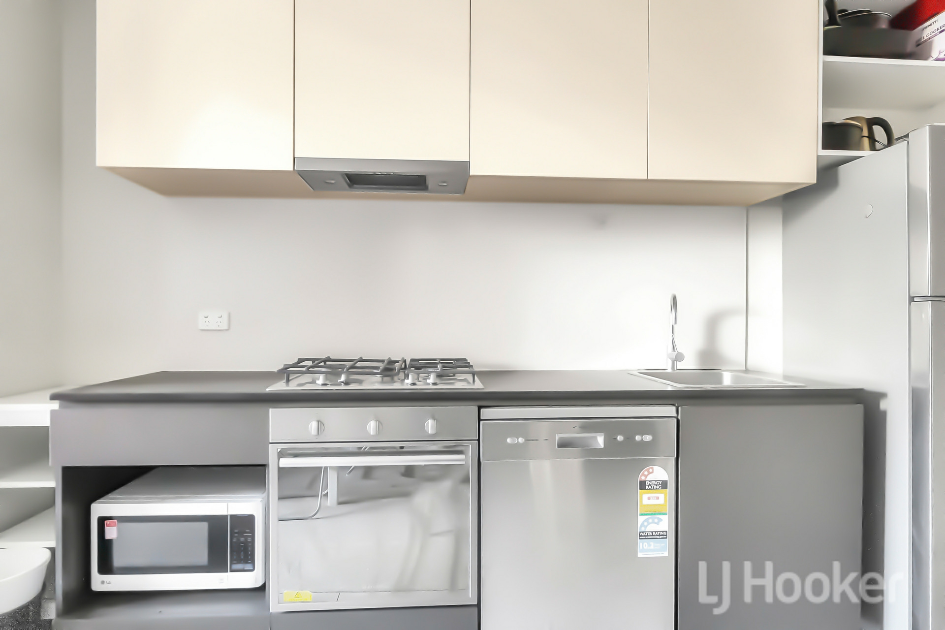 1205/568 Collins Street, MELBOURNE