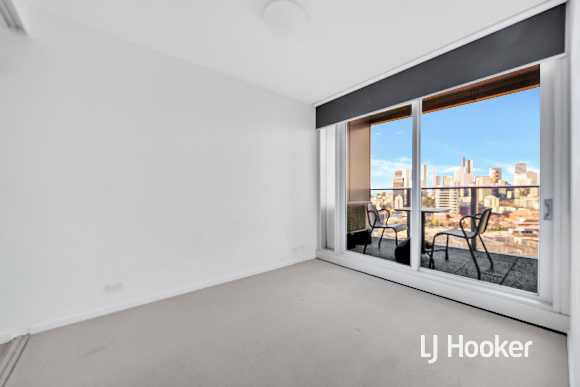 N2405/241 Harbour Esplanade, DOCKLANDS