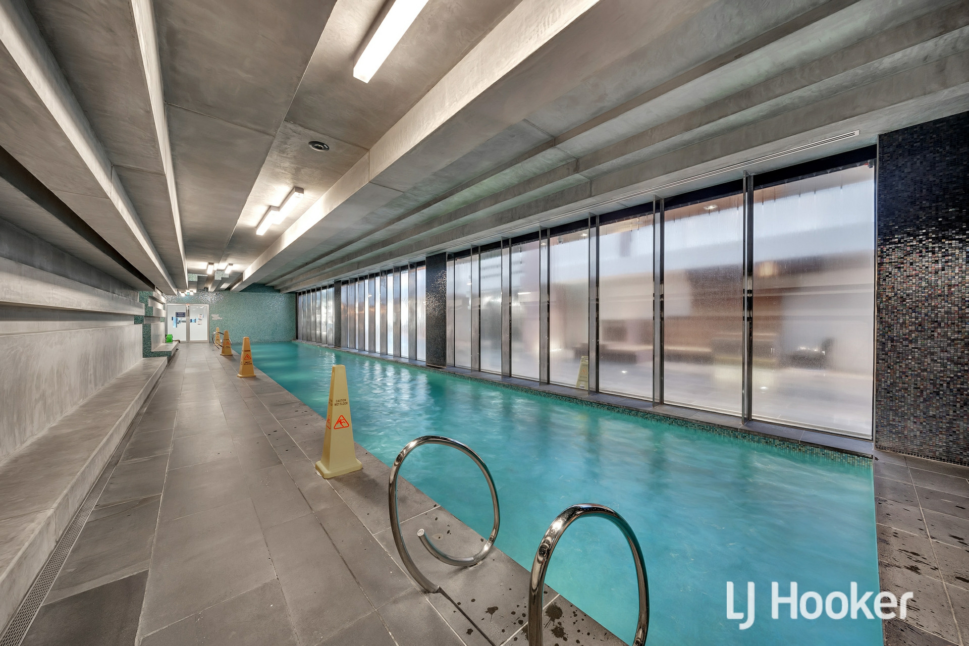 N2405/241 Harbour Esplanade, DOCKLANDS
