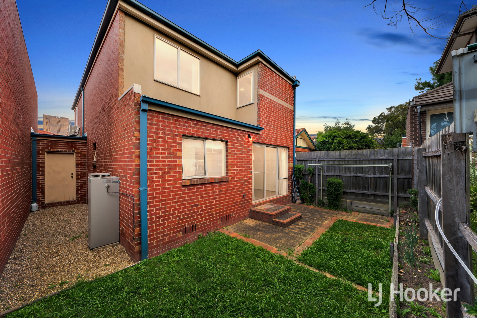9/33-39 Hopetoun Parade, BOX HILL