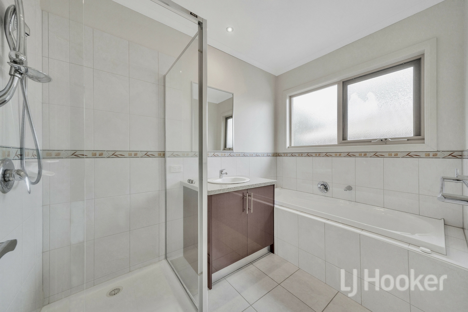 3/4 Lee Avenue, MOUNT WAVERLEY