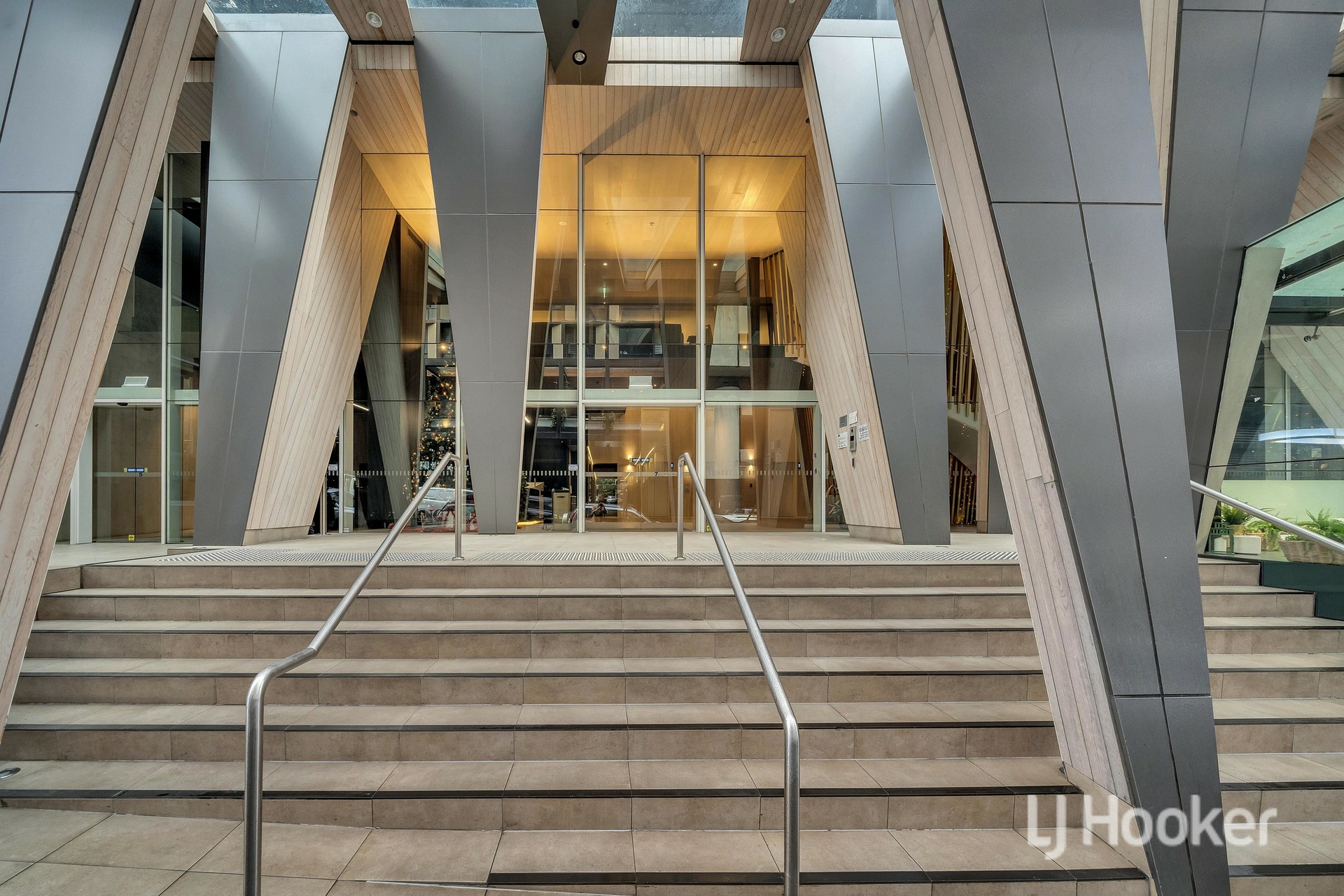1515/7 Claremont Street, SOUTH YARRA