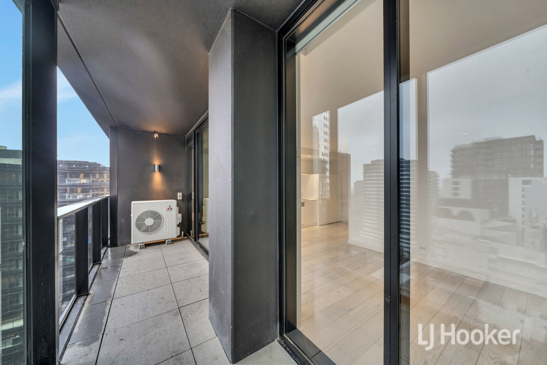 1515/7 Claremont Street, SOUTH YARRA