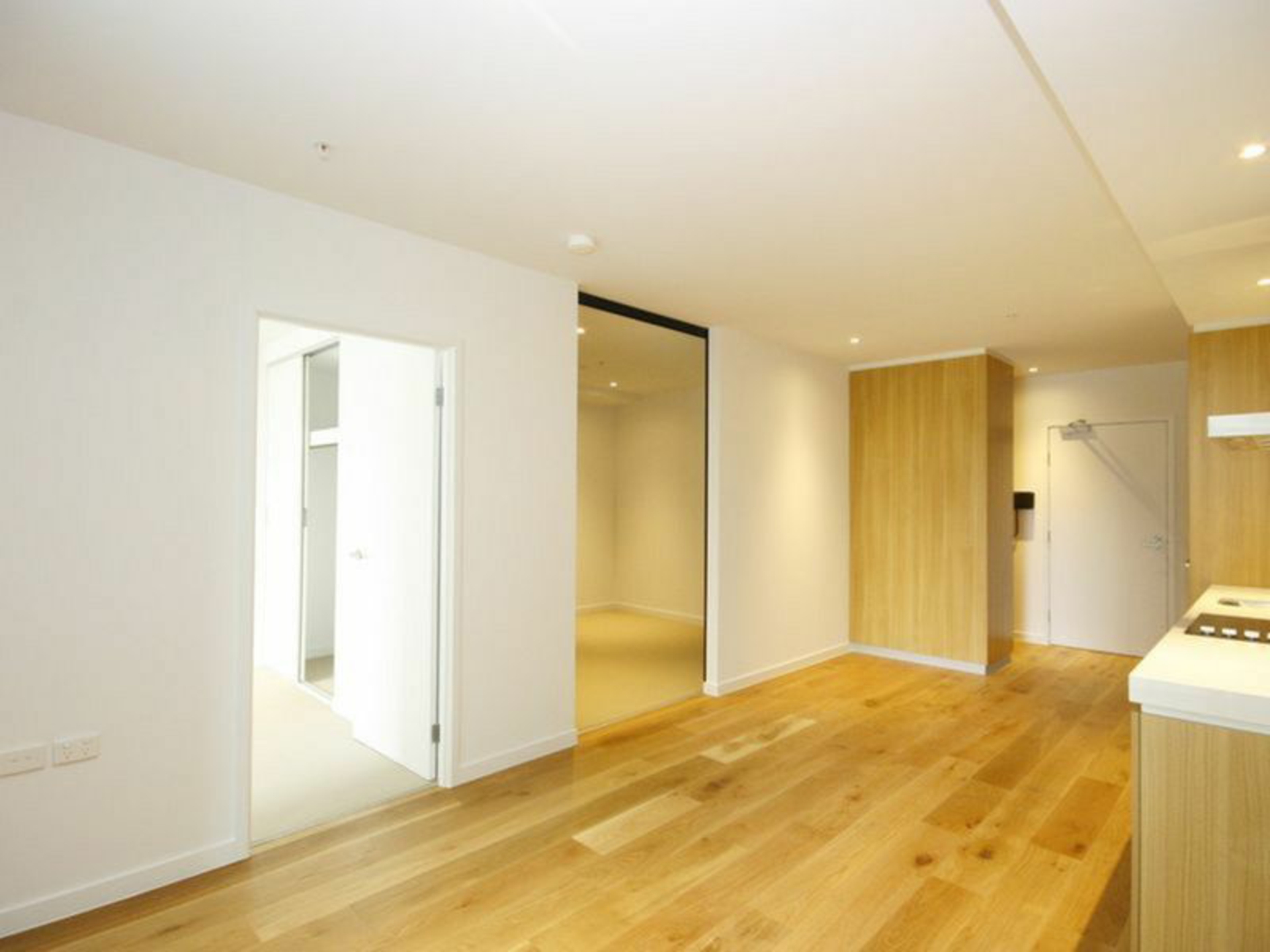 807/11 Rose Lane, MELBOURNE