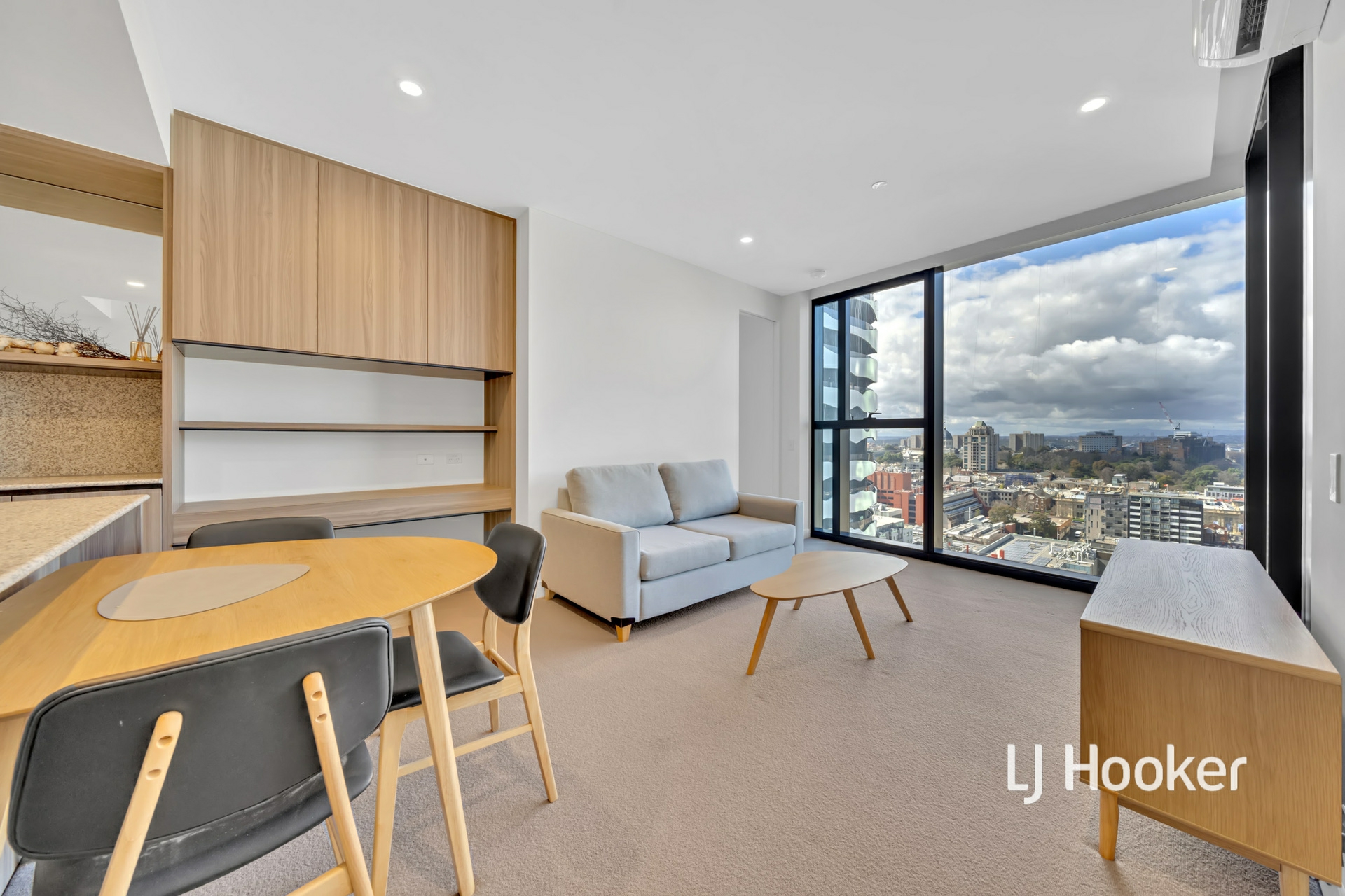 1716/160 Victoria Street, CARLTON