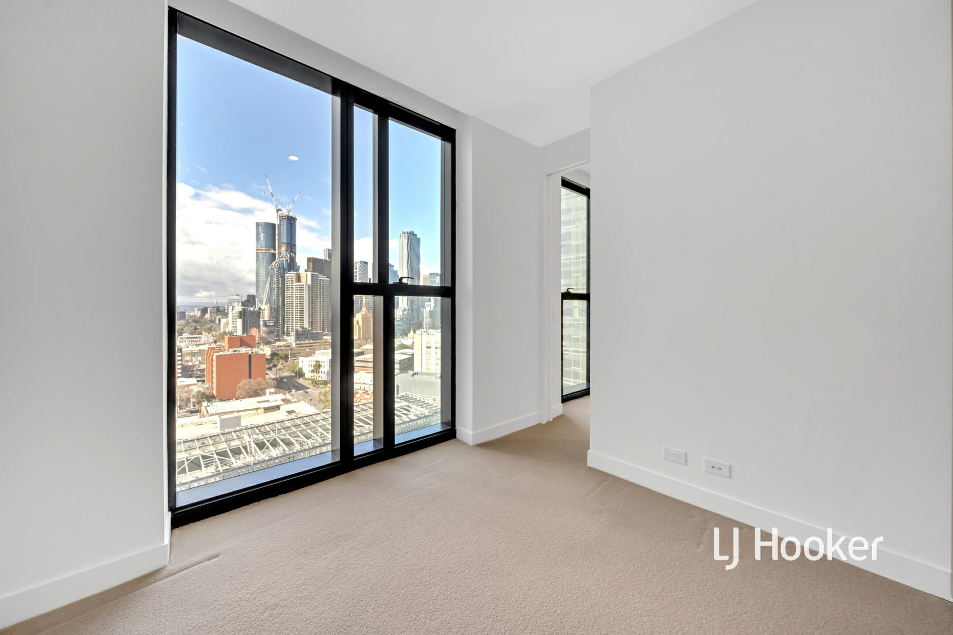 1716/160 Victoria Street, CARLTON
