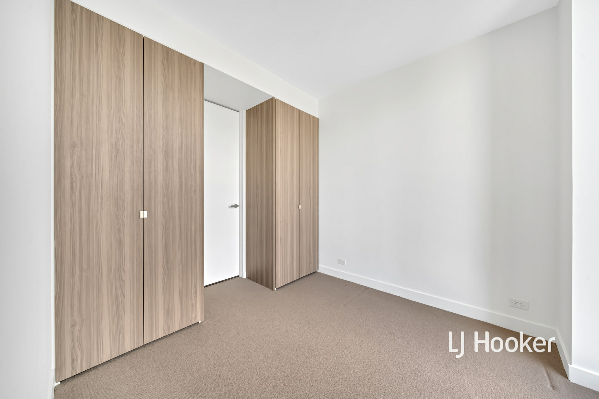 1716/160 Victoria Street, CARLTON