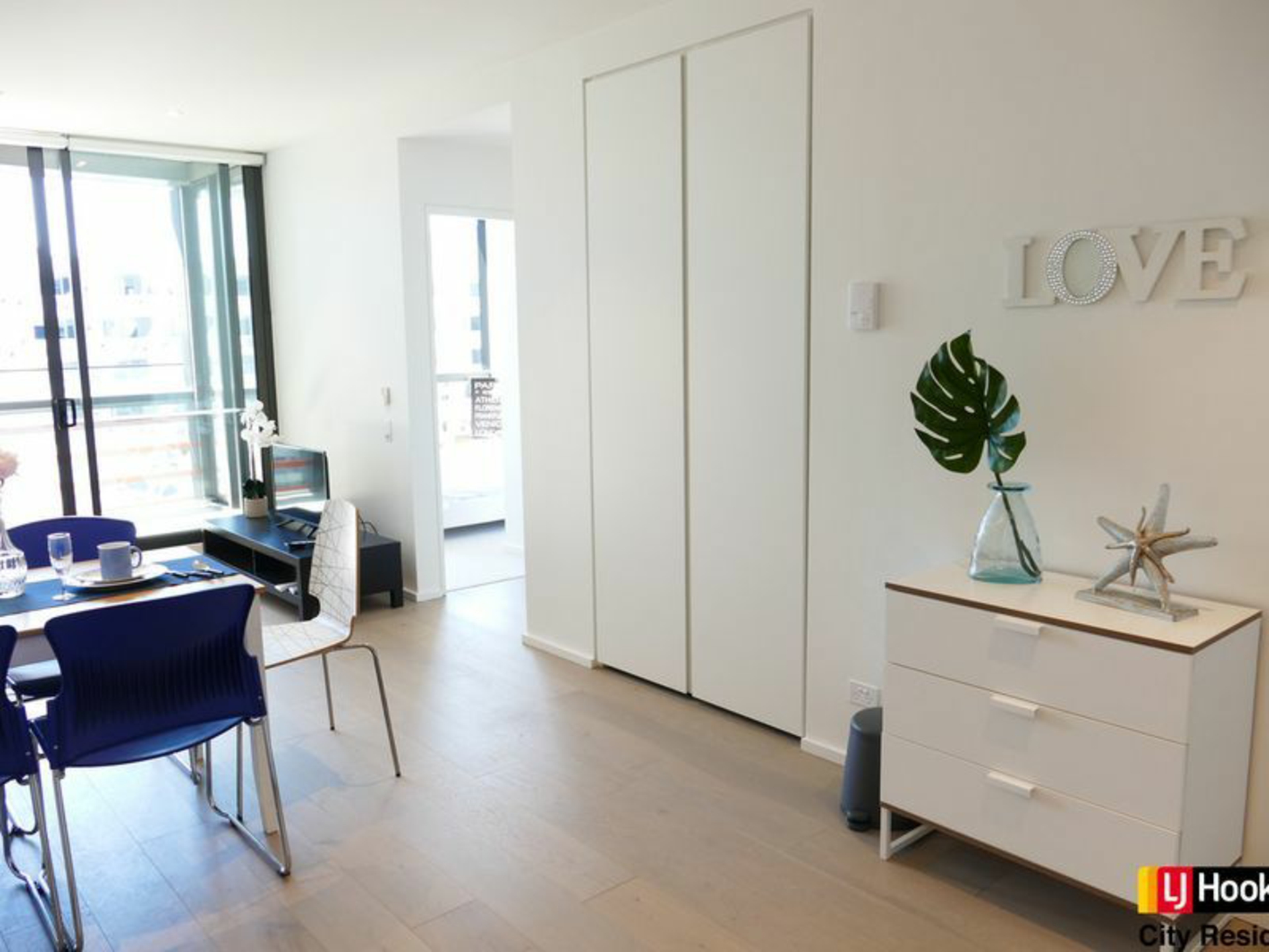 1110S/883 Collins Street, DOCKLANDS